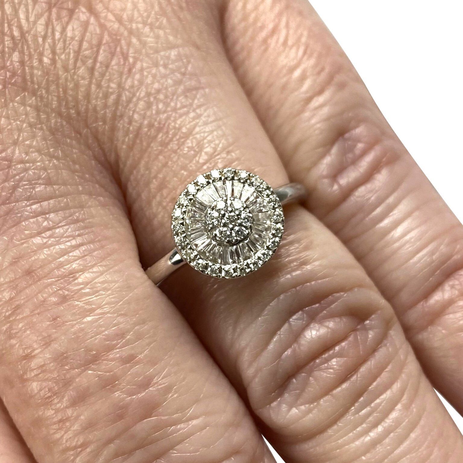 Anel Vivara Ouro Branco com Diamantes