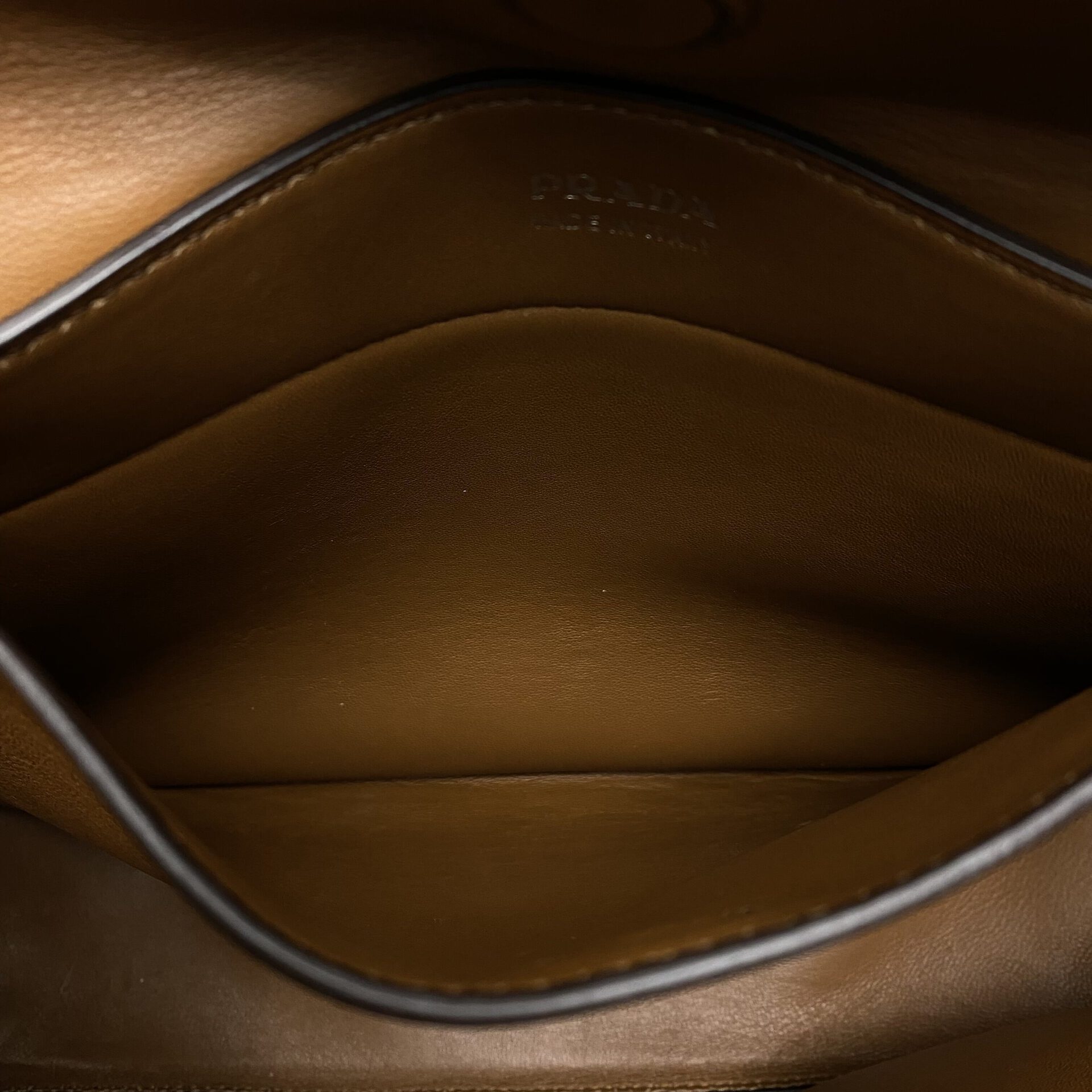 Bolsa Prada Marrom