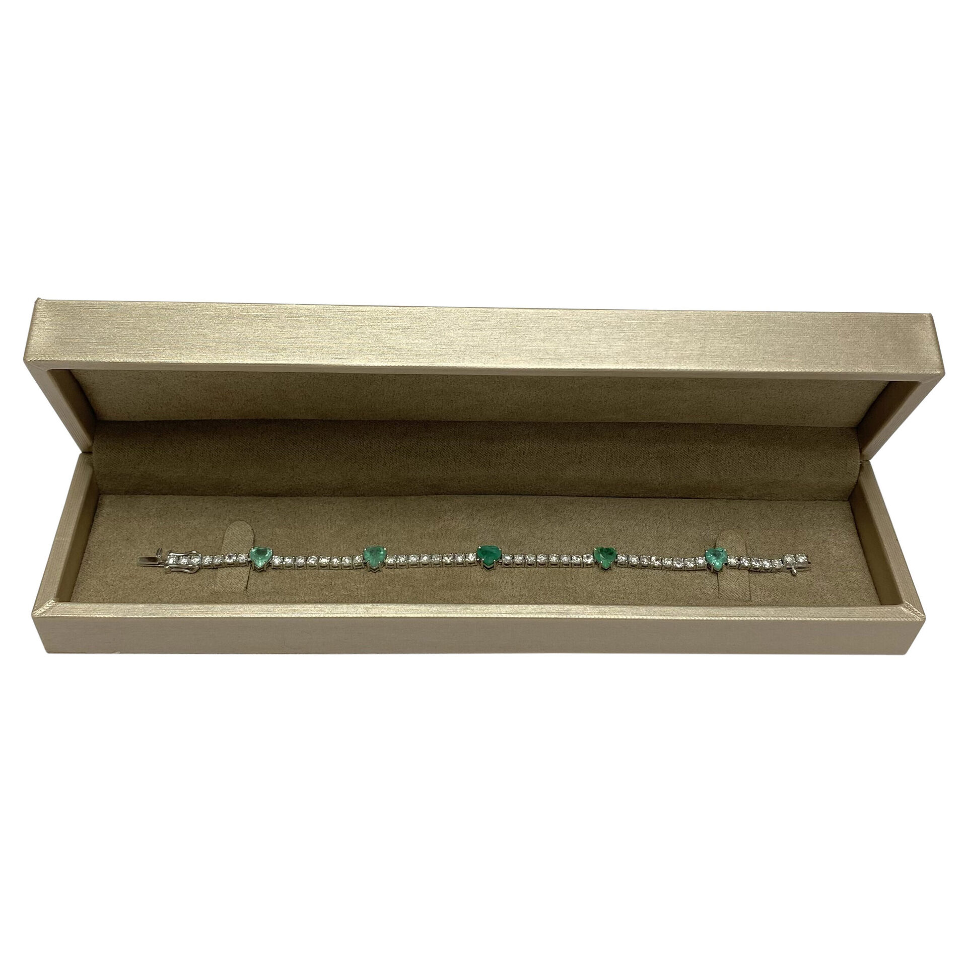 Pulseira Riveira Corações com Esmeraldas - 3.03 ct.