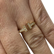 Anel Tiffany & Co. T Wire Ouro Rosa