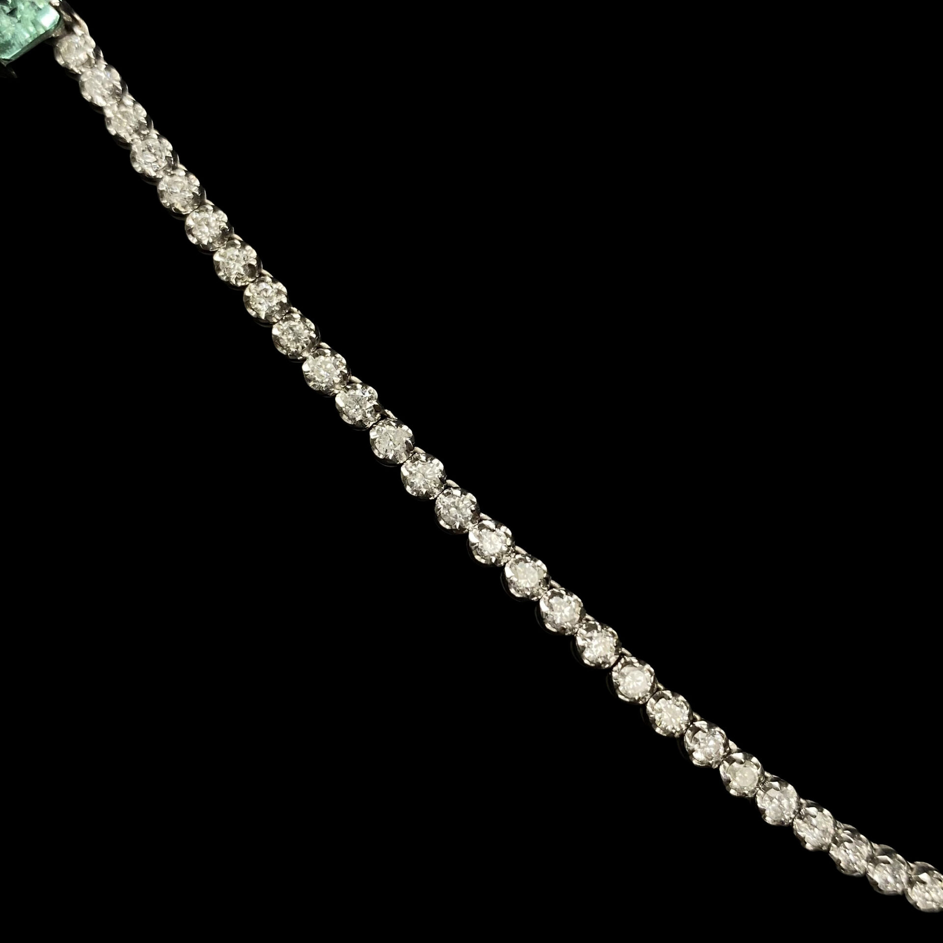Colar Riviera com Esmeraldas - 3.72 ct.