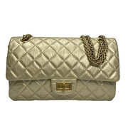 Bolsa Chanel 2.55 Reissue Matelassê Dourada