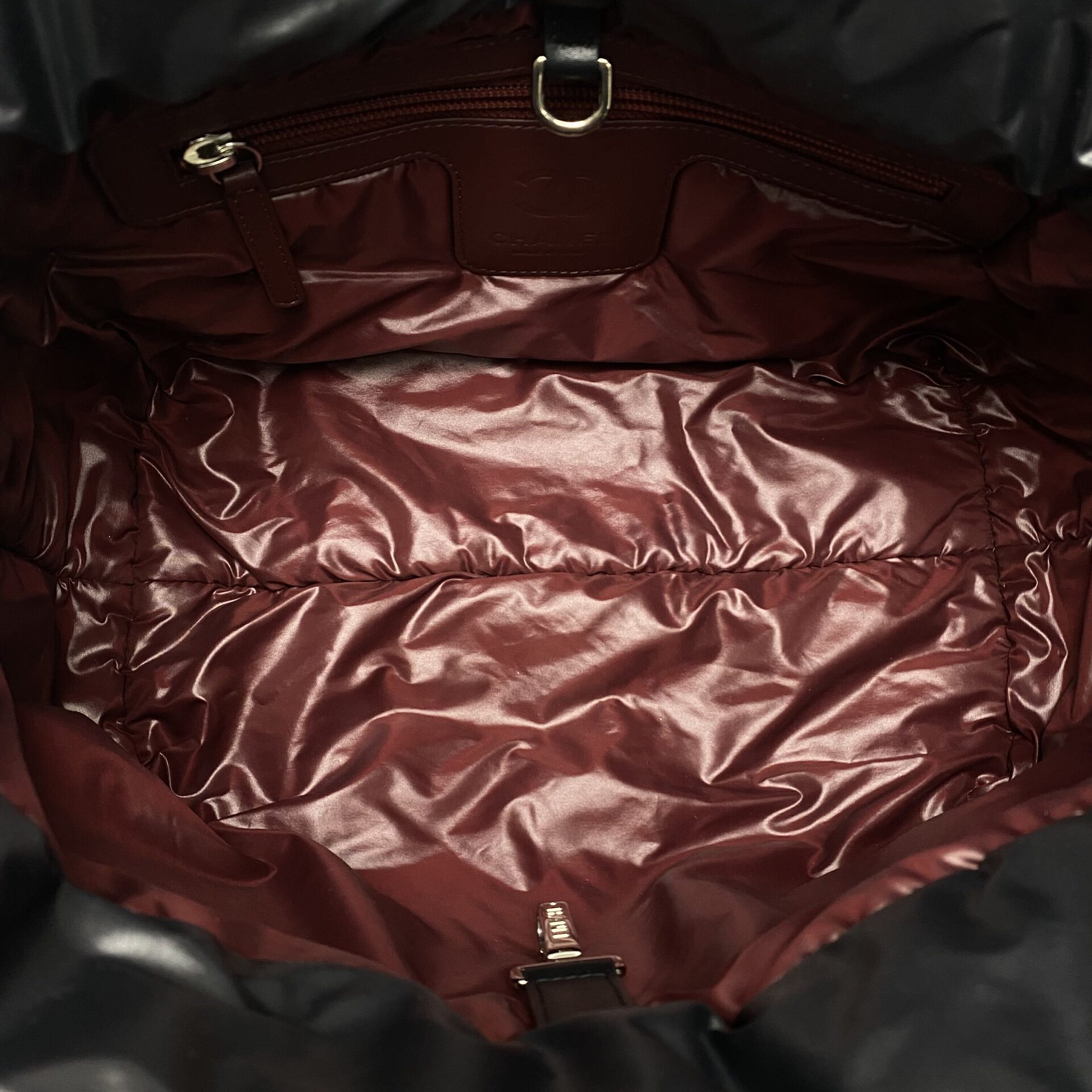 Bolsa Chanel Coco Cocoon Nylon Preta