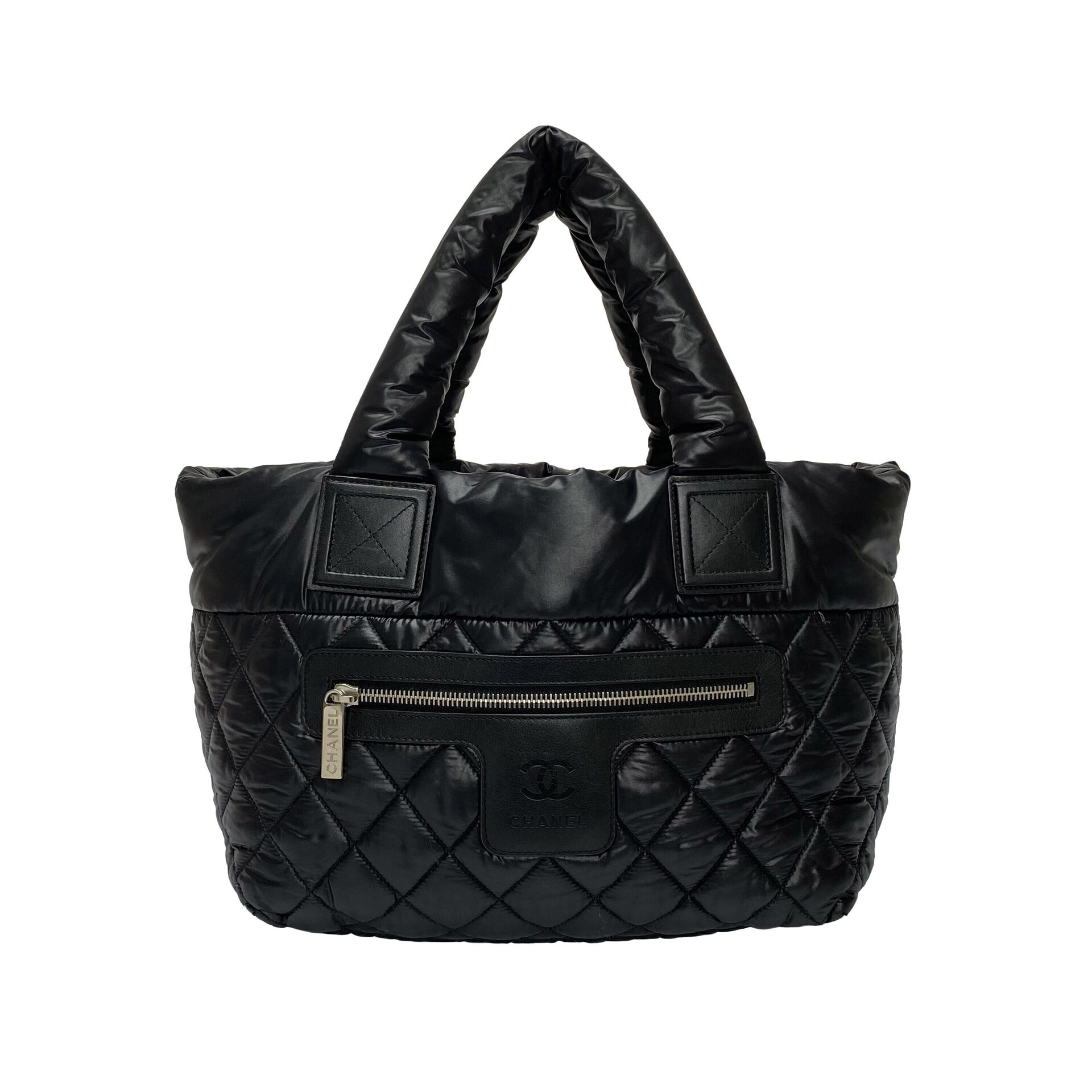 Bolsa Chanel Coco Cocoon Nylon Preta