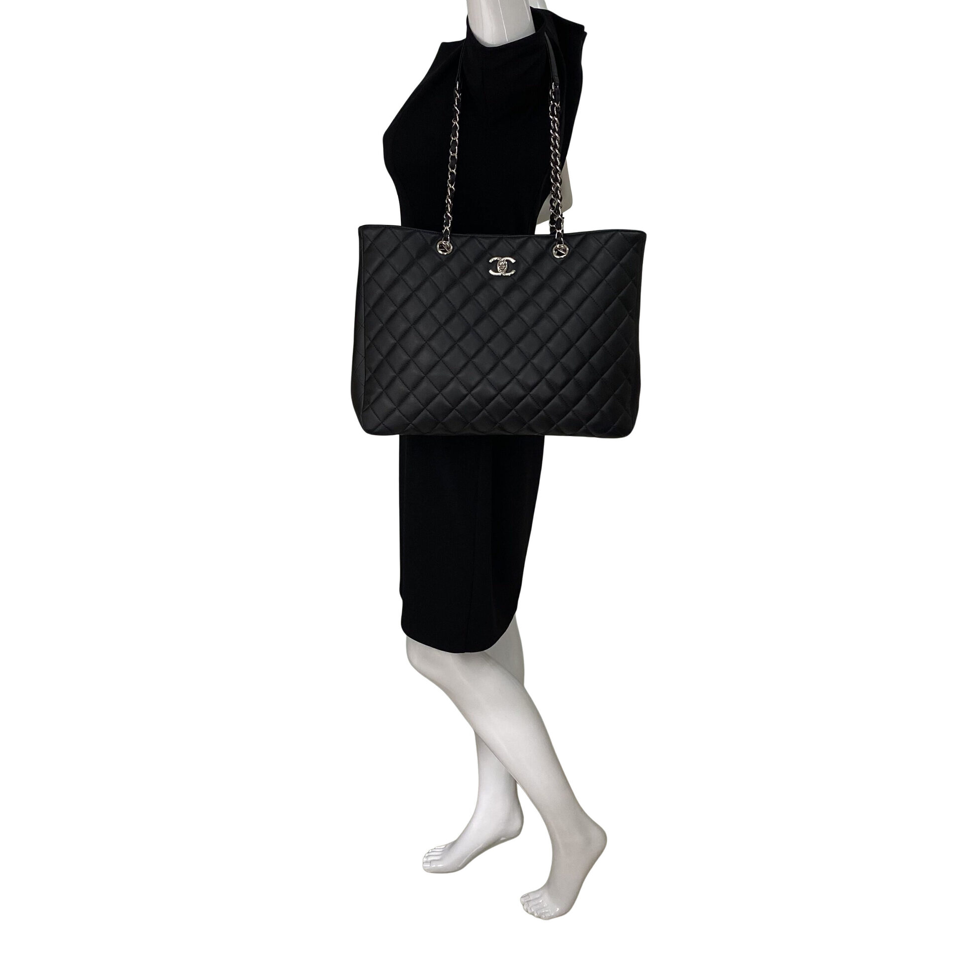 Bolsa Chanel Timeless Preta