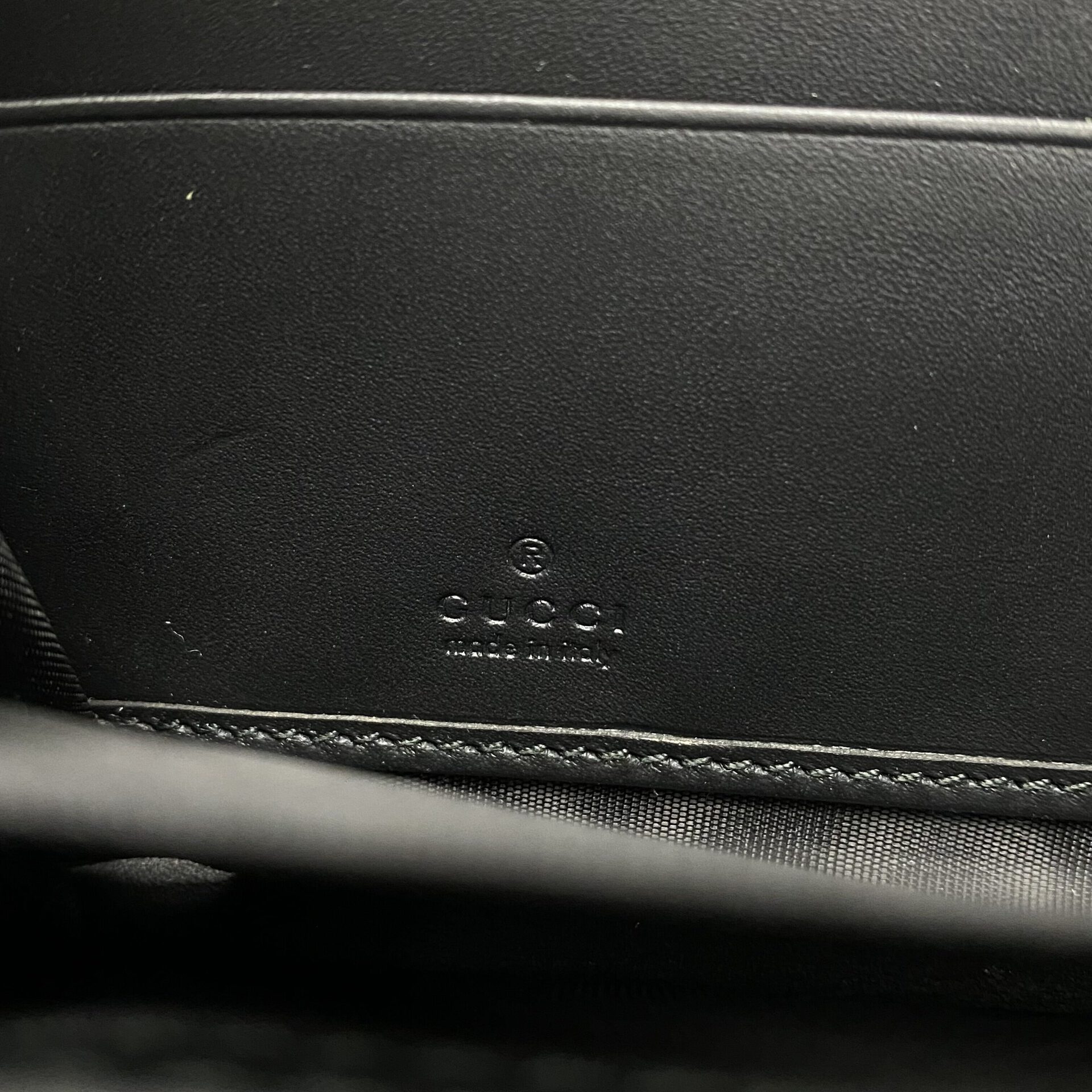 Carteira Gucci GG Supreme Bee