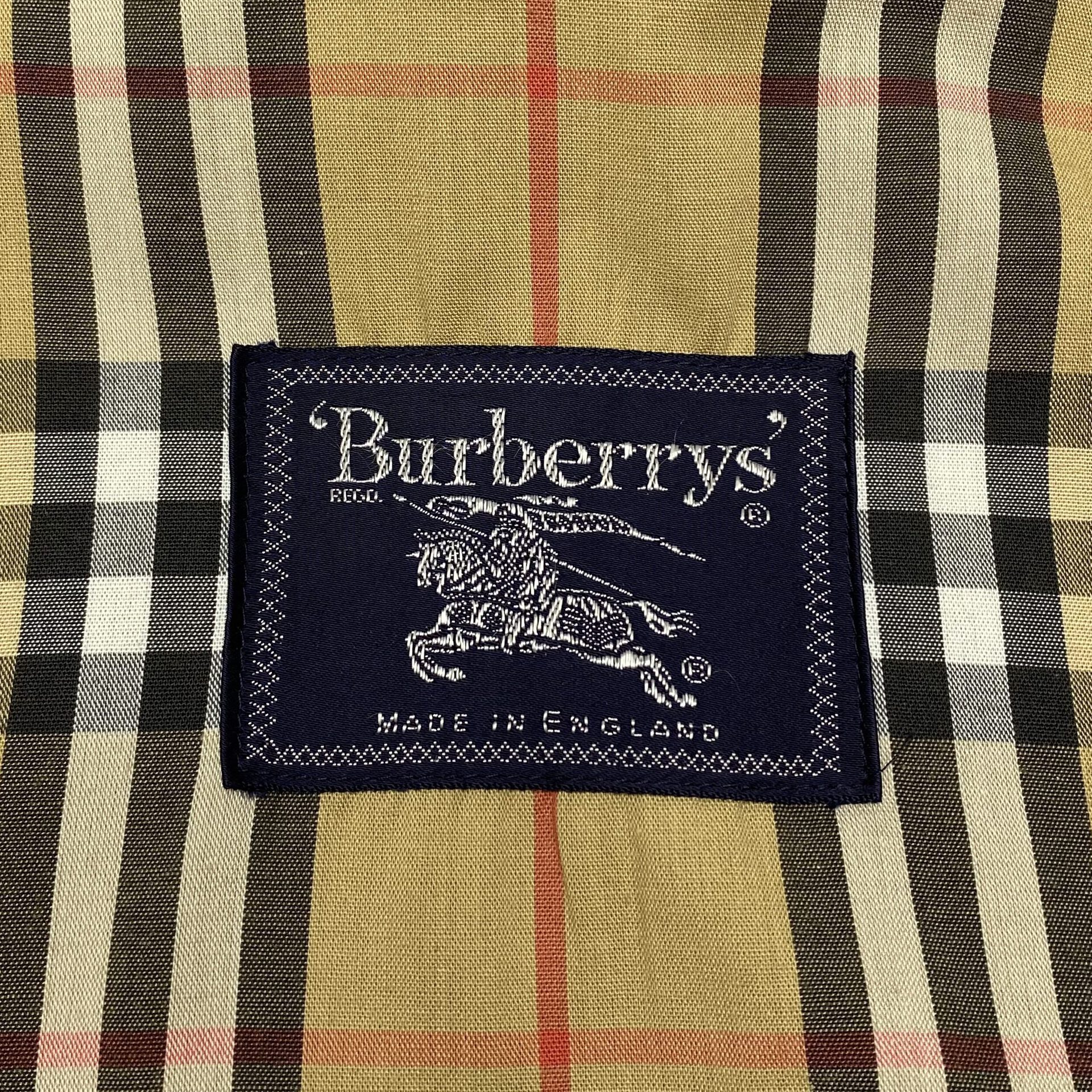 Casaco Burberry Bege