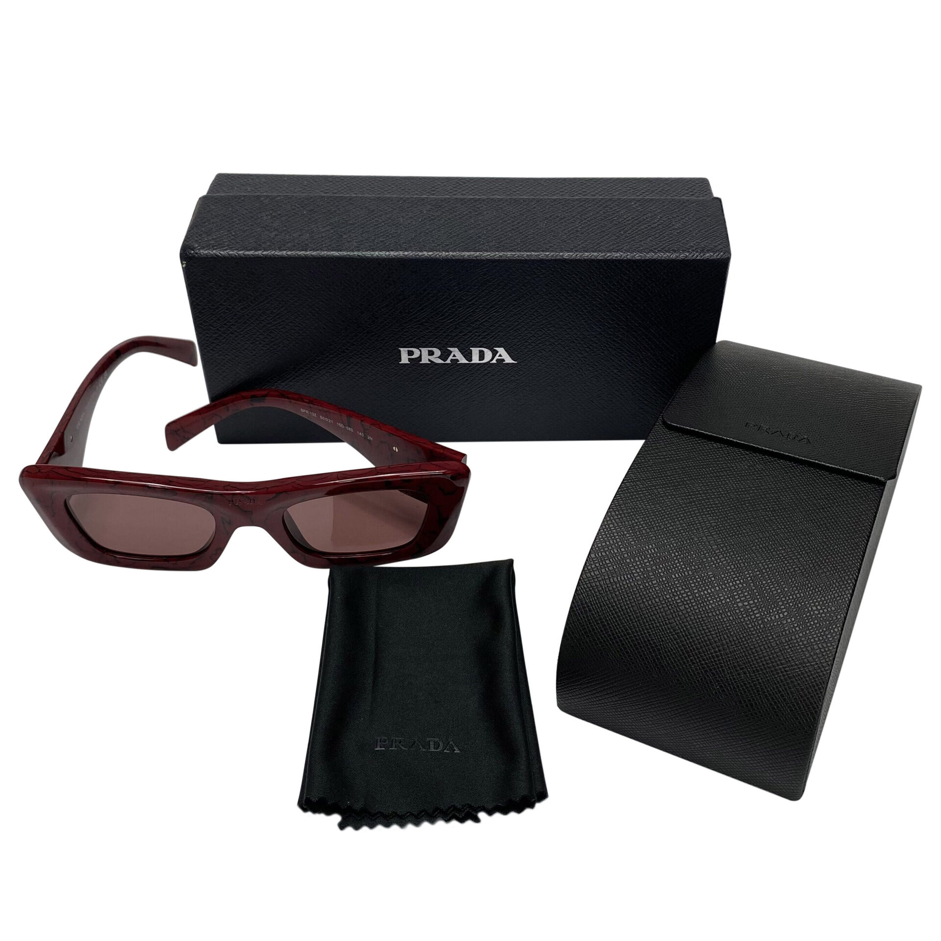 Óculos de Sol Prada Vermelho - SPR13Z