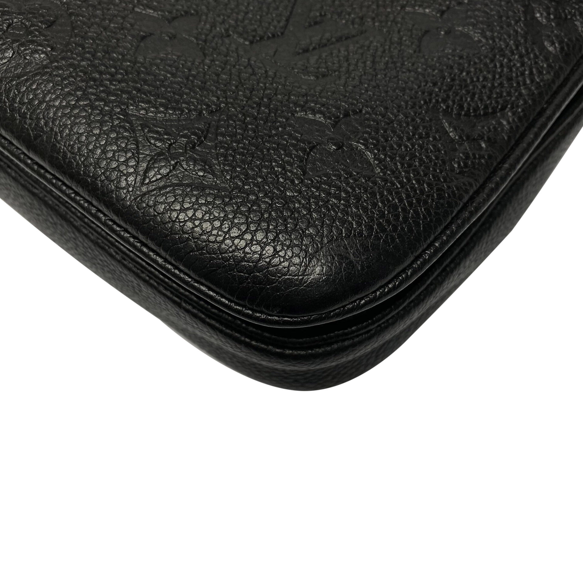 Bolsa Louis Vuitton Pochette Métis Preta