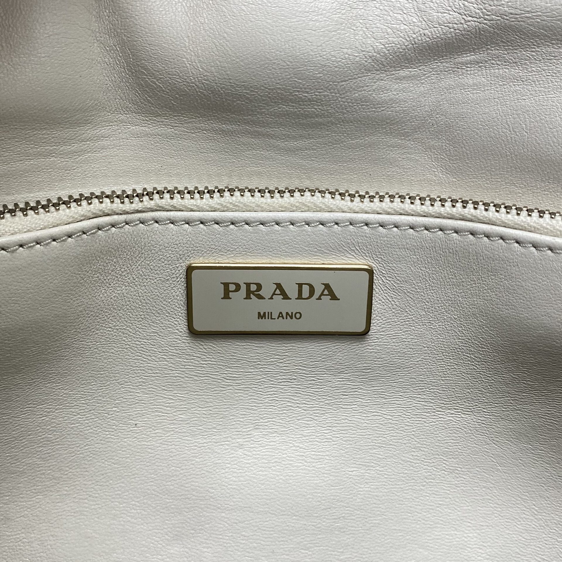 Bolsa Prada Padded Flap