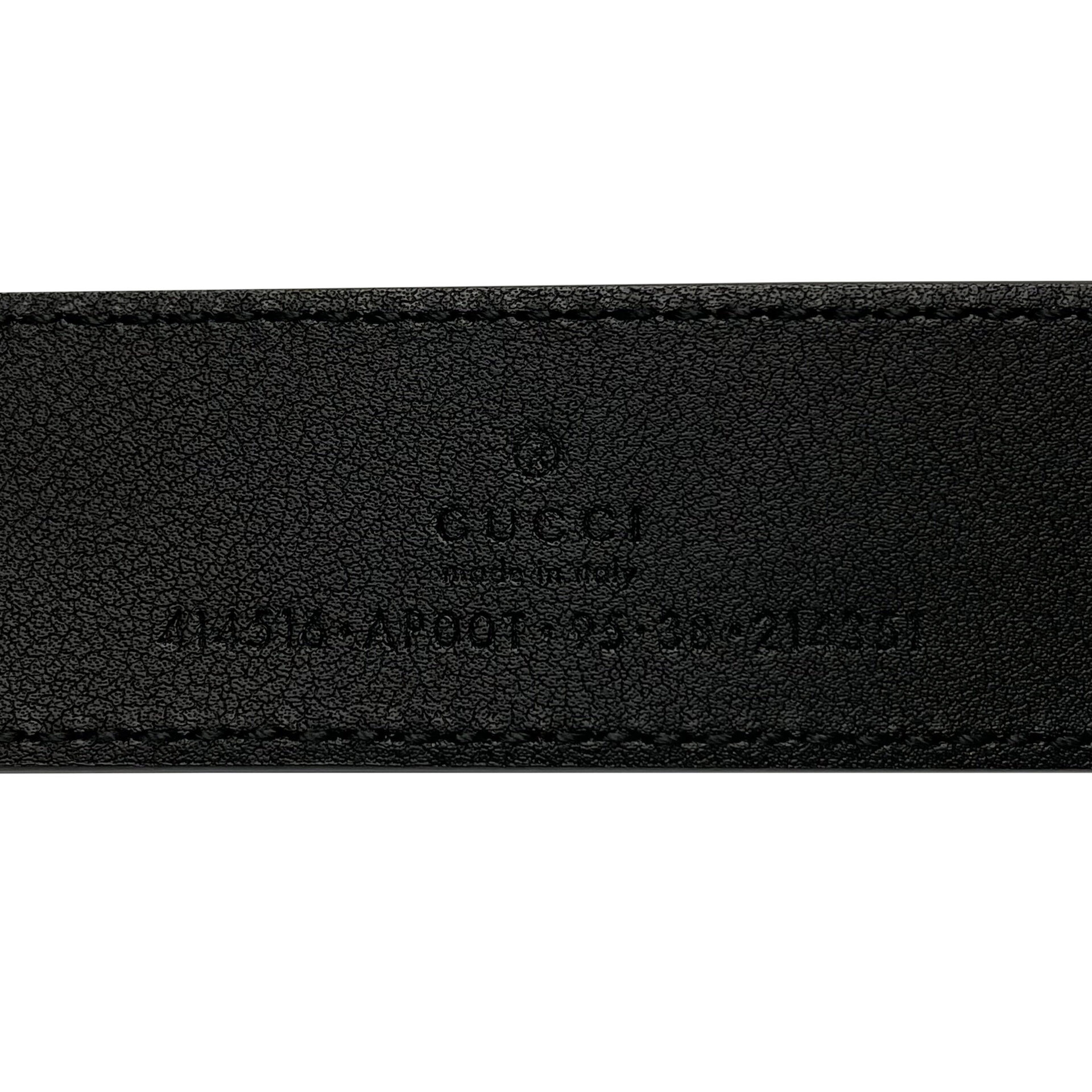 Cinto Gucci GG Marmont Preto