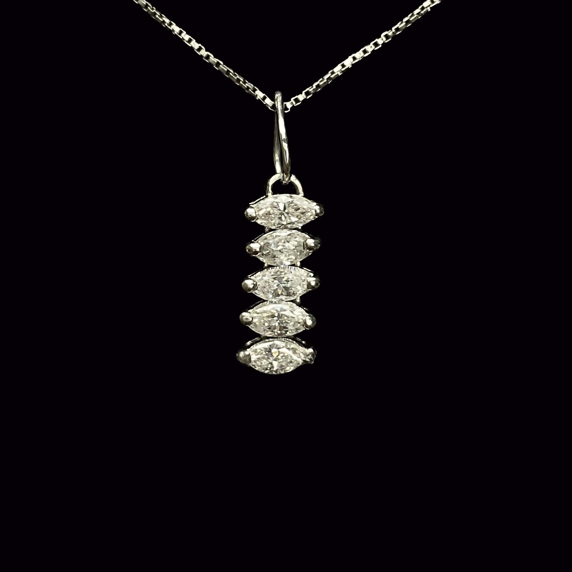 Colar Diamantes Navetes - 0.40 ct.