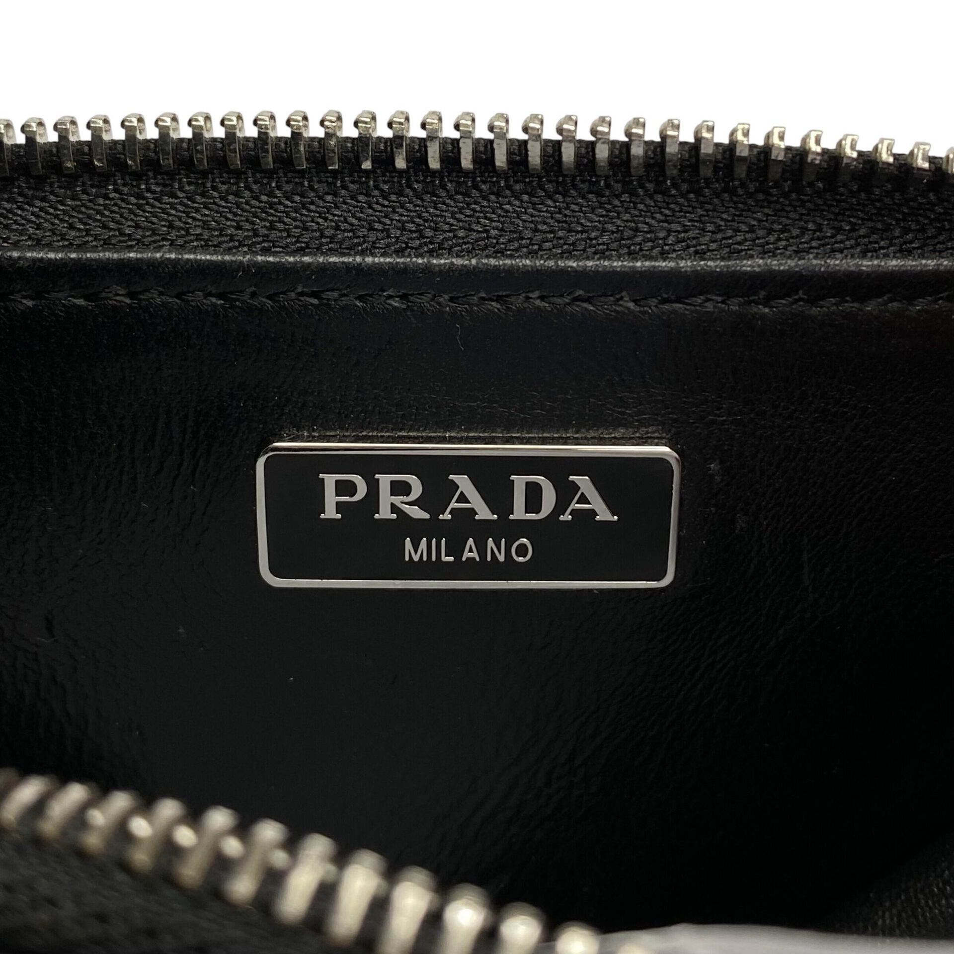 Bolsa Prada Triangle Logo Mini Preta