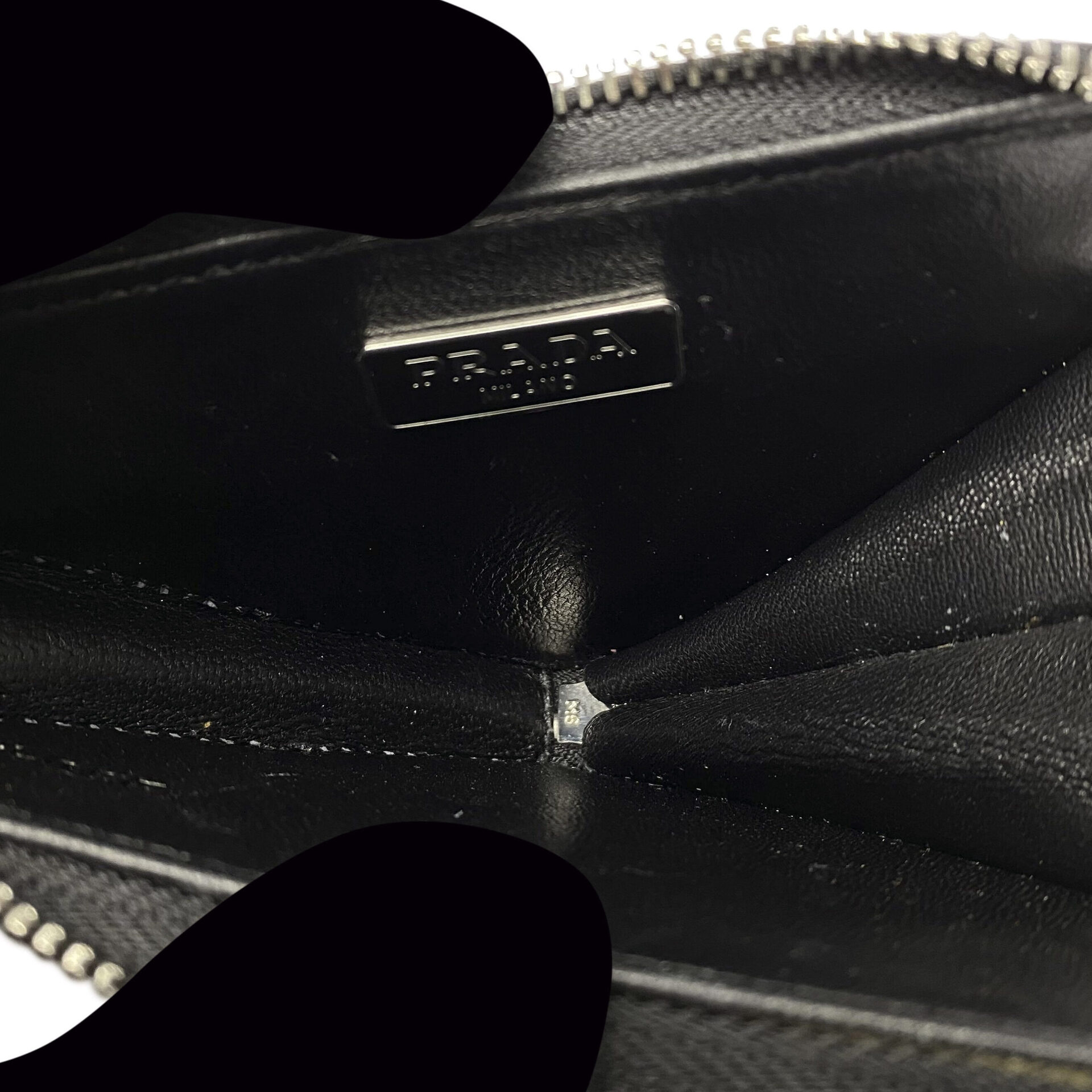 Bolsa Prada Triangle Logo Mini Preta
