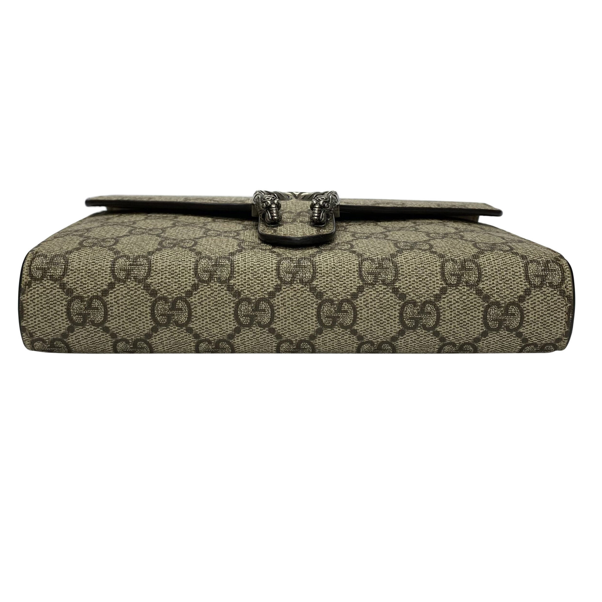Bolsa Gucci Dionysus GG Supreme Chain Wallet