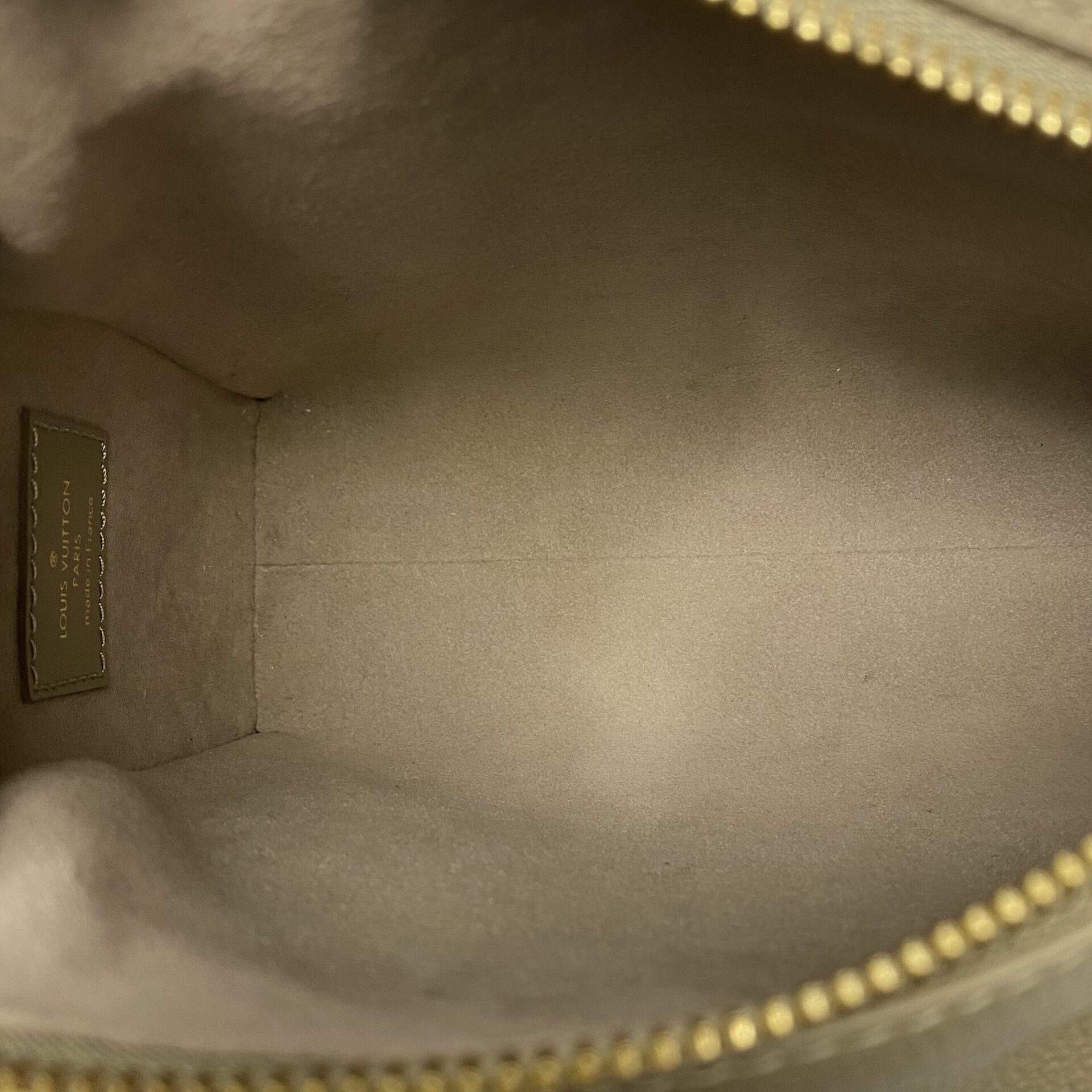 Bolsa Louis Vuitton Side Trunk Cinza