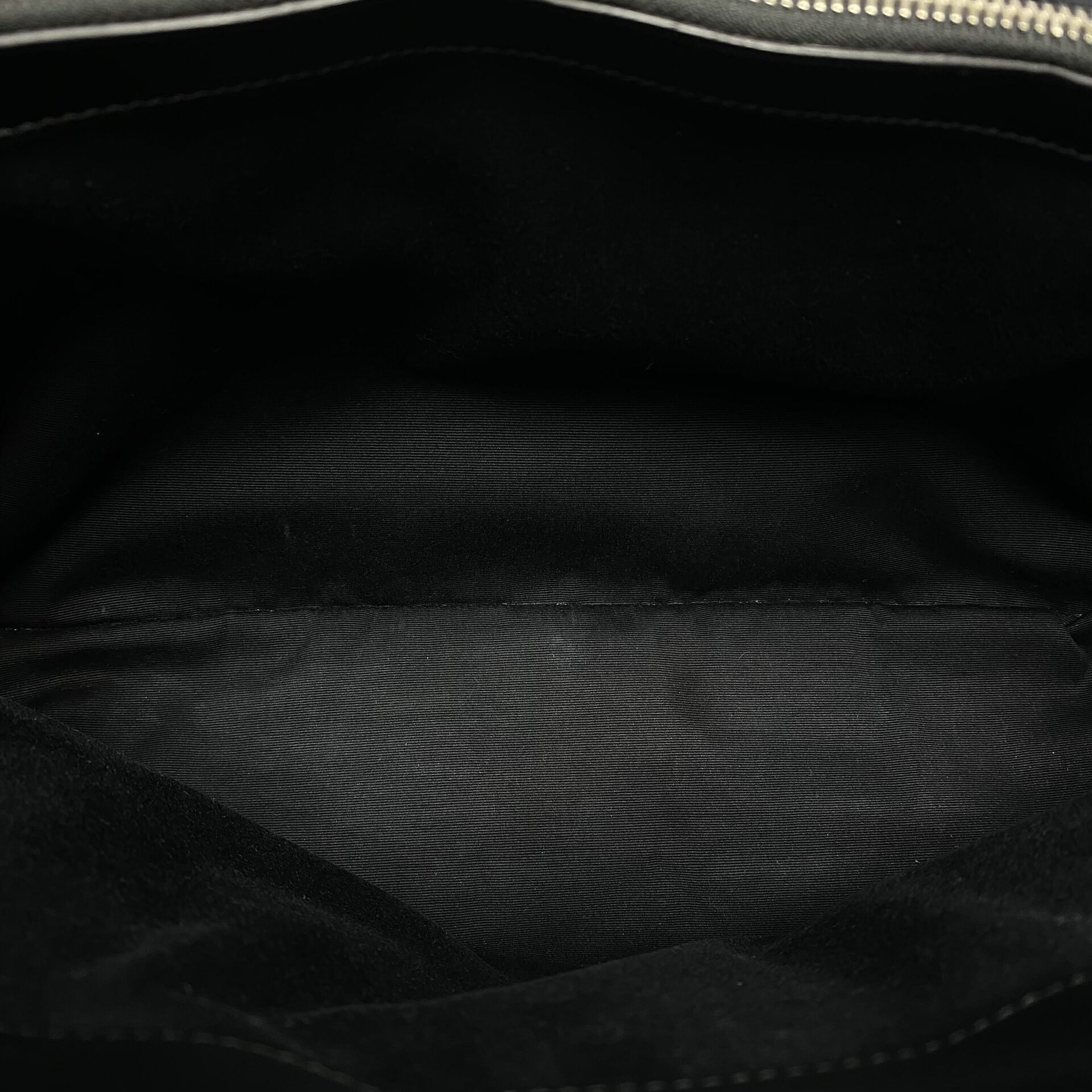 Bolsa Saint Laurent LouLou Preta