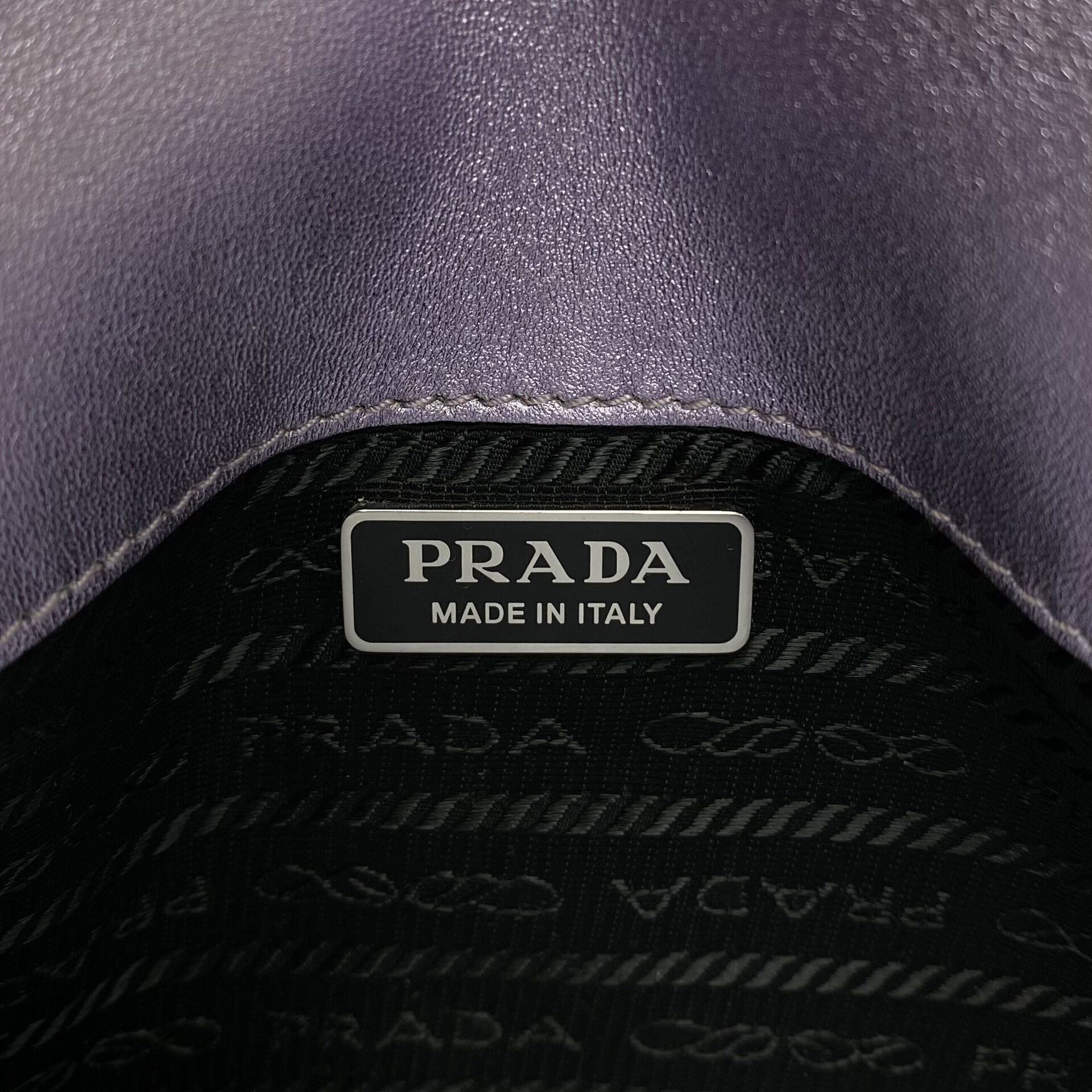 Bolsa Prada Cleo Mini Metalizada