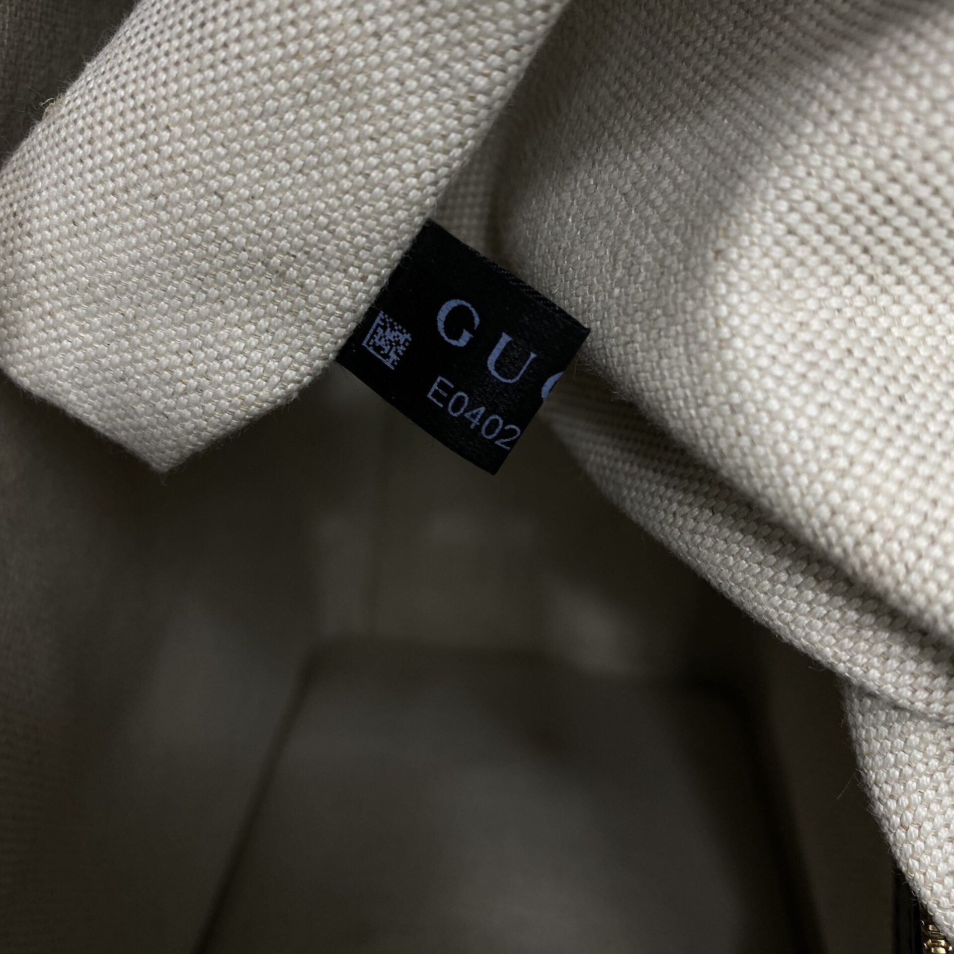Bolsa Gucci GG Supreme Small Tote