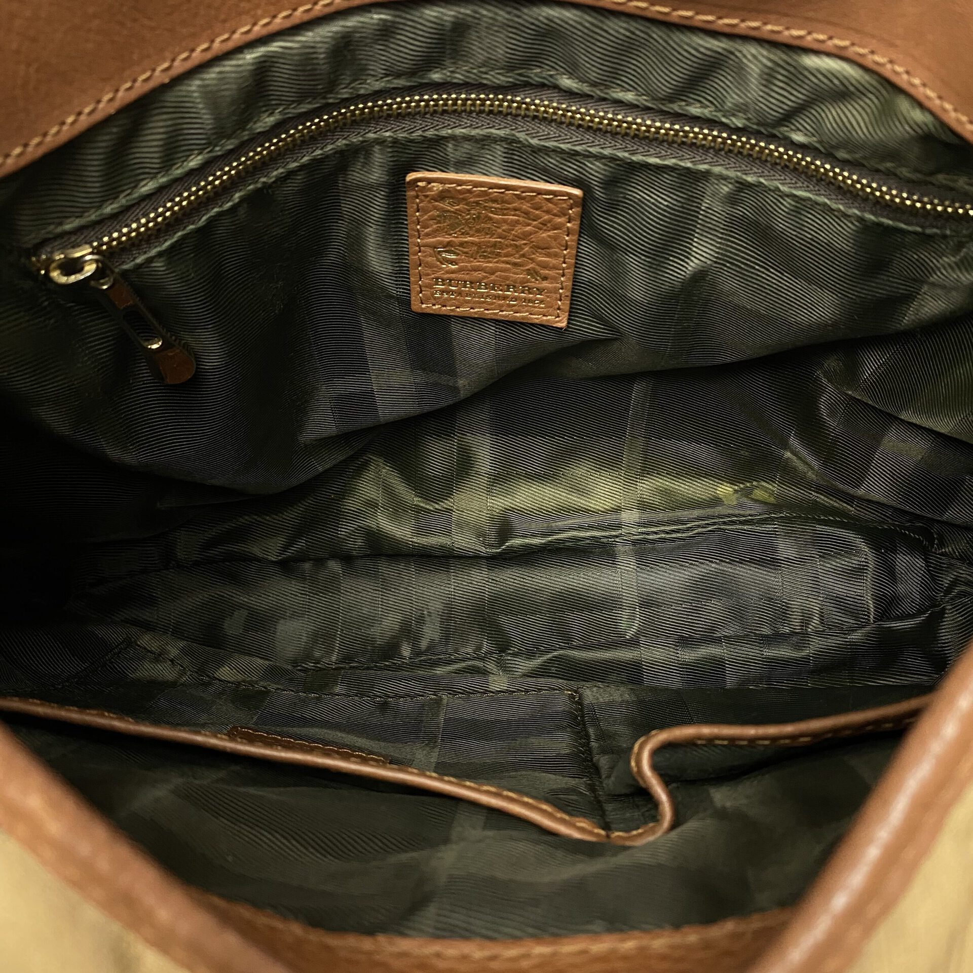 Bolsa Burberry Brook Hobo House Check