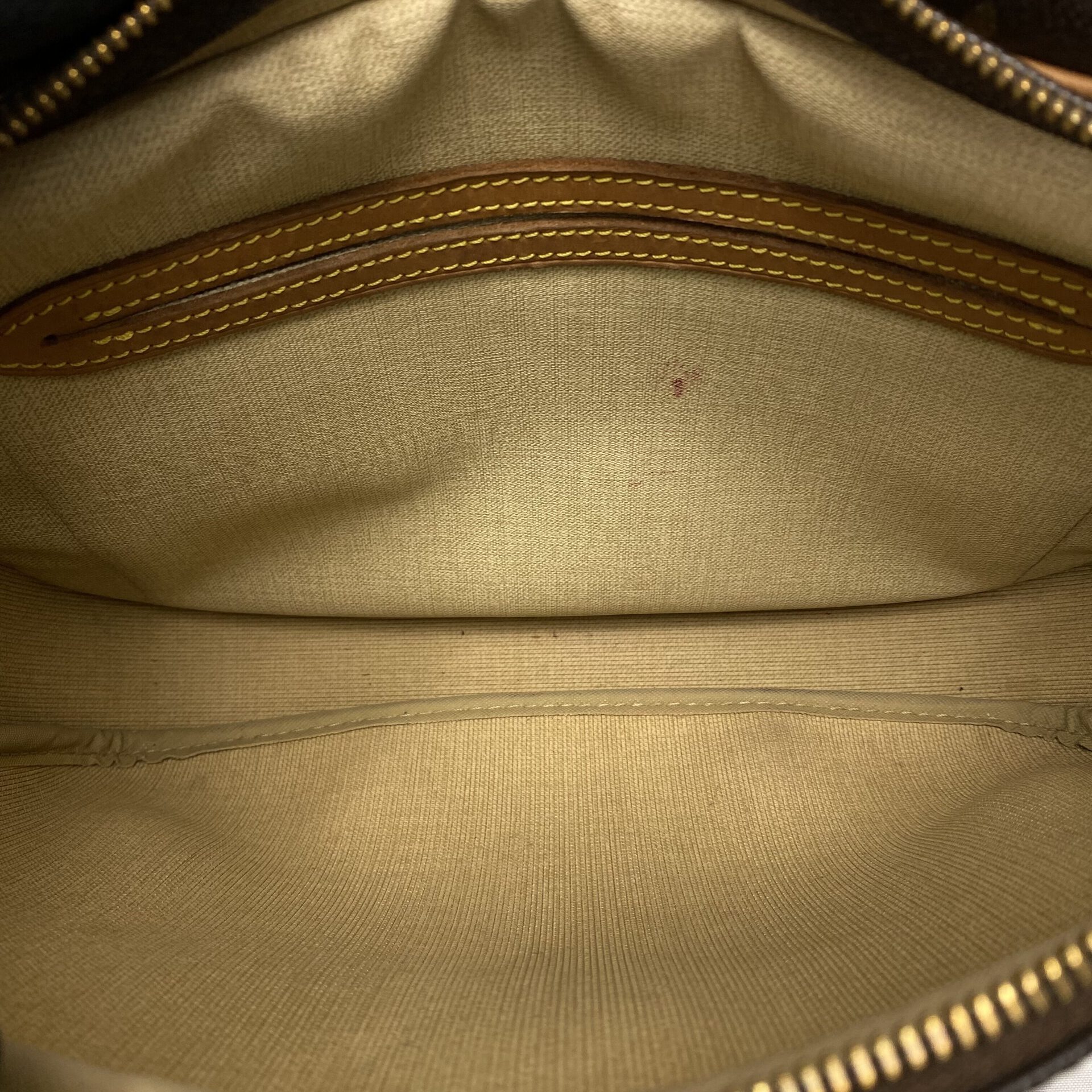 Bolsa Louis Vuitton Reporter Monograma