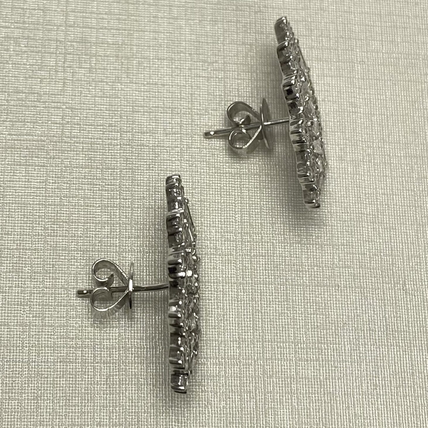 Par de Brincos Leque Diamantes