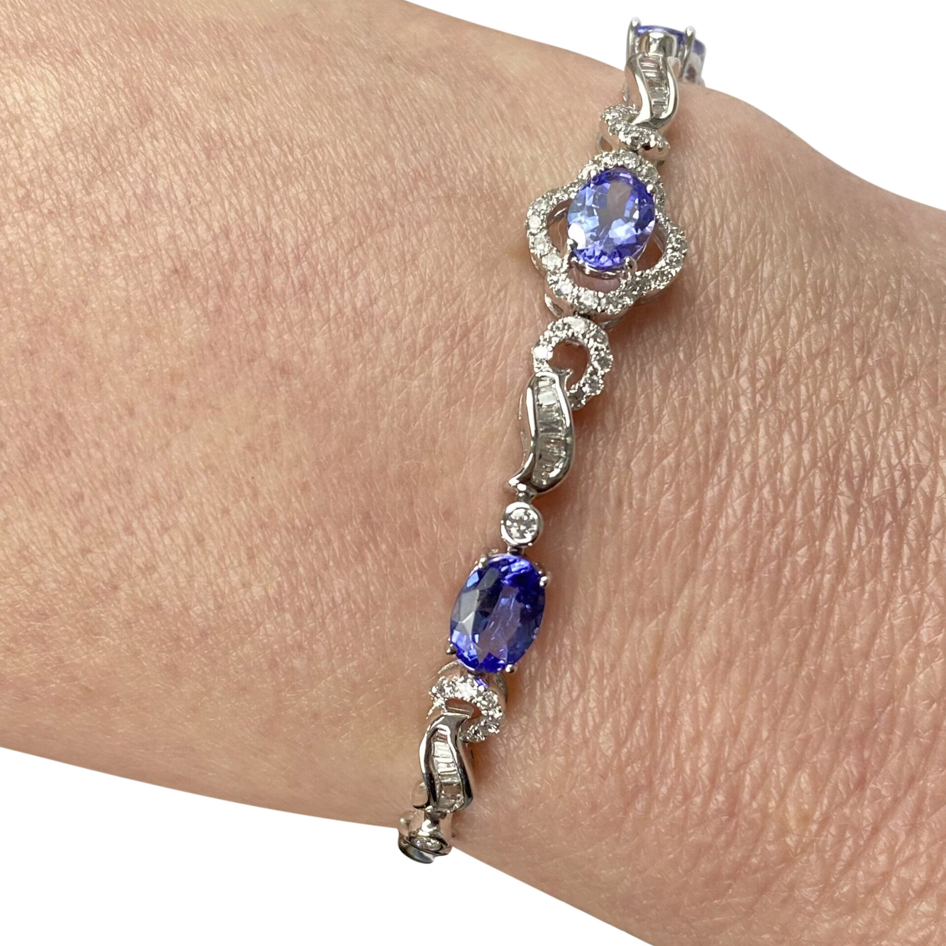Pulseira Tanzanitas e Diamantes