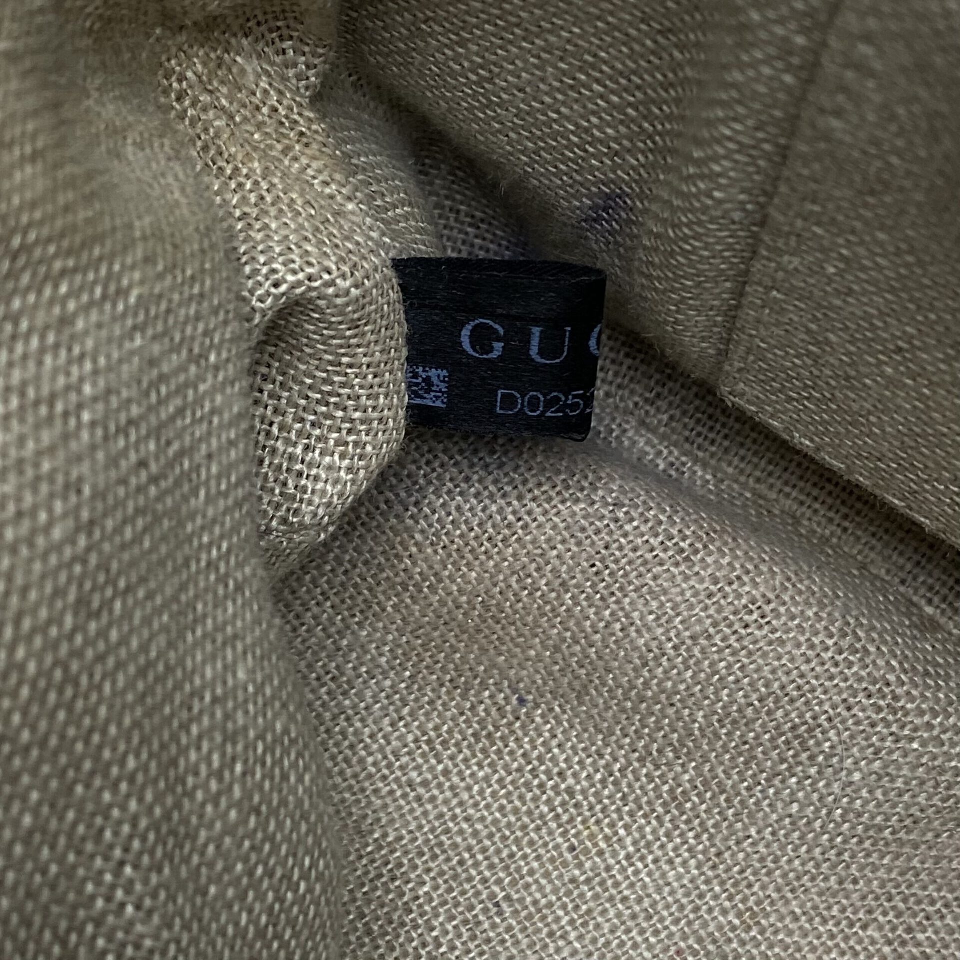 Bolsa Gucci Microguccissima Rosa