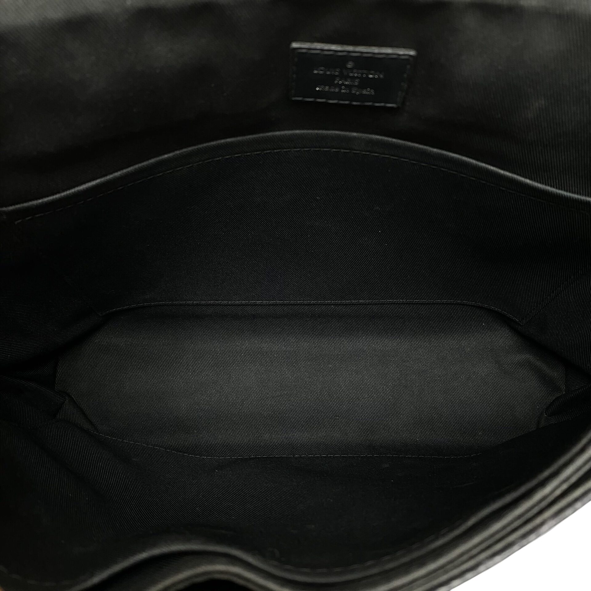Bolsa Louis Vuitton District Monogram Eclipse