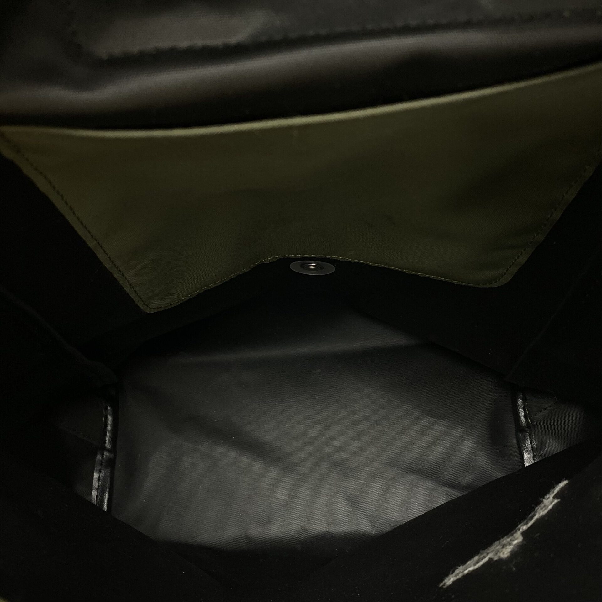 Mochila Longchamp Nylon e Couro Verde