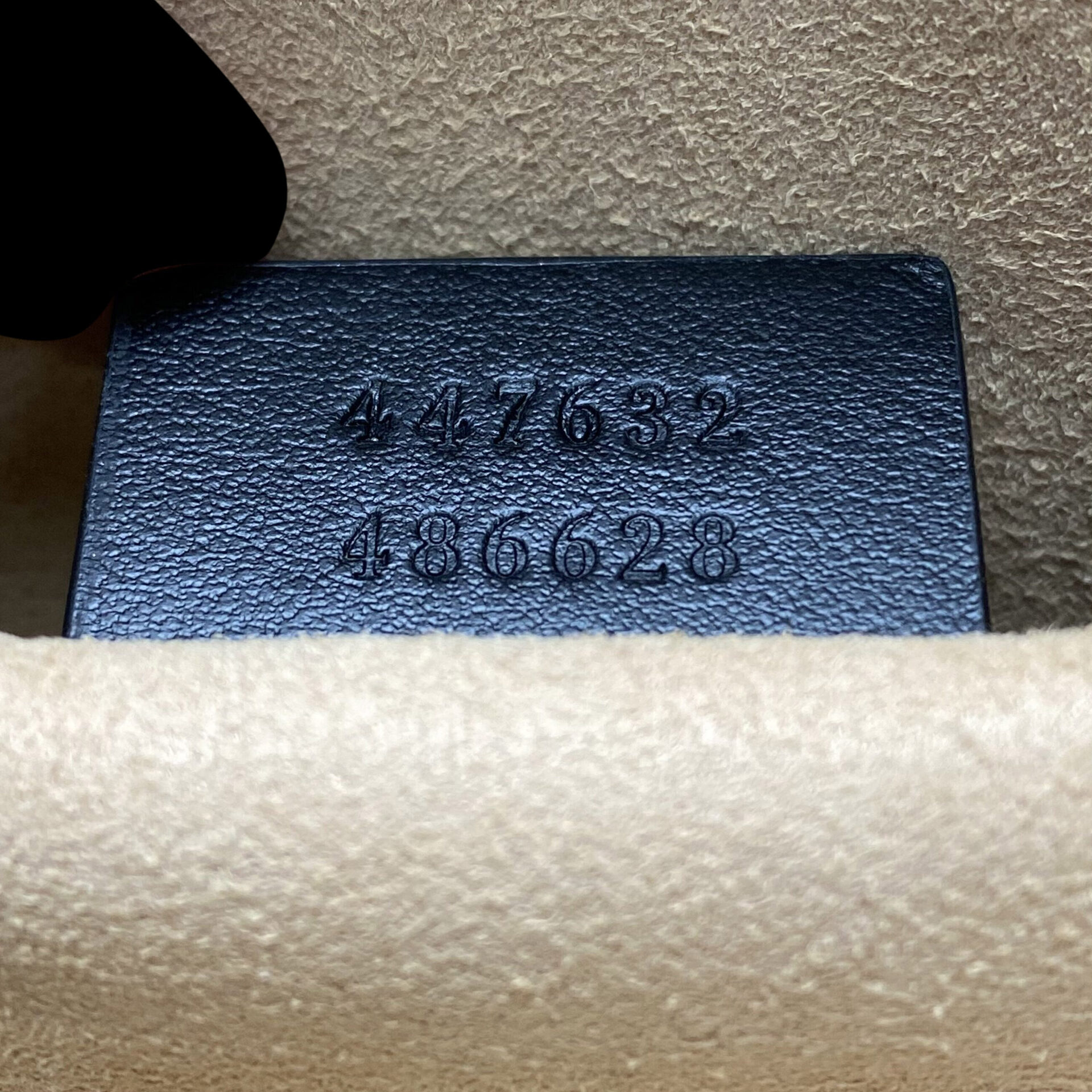 Bolsa Gucci GG Marmont Preta