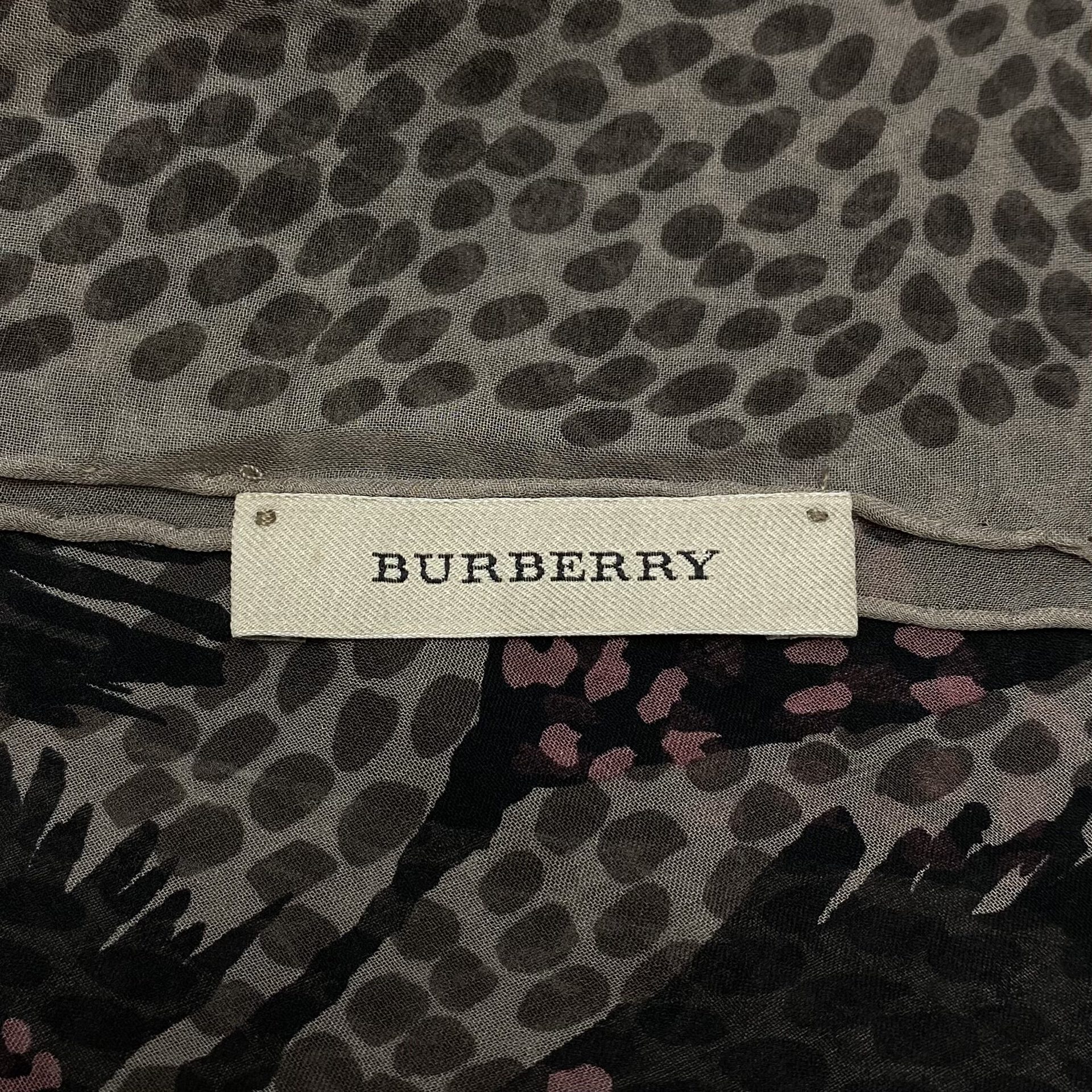 Lenço Burberry