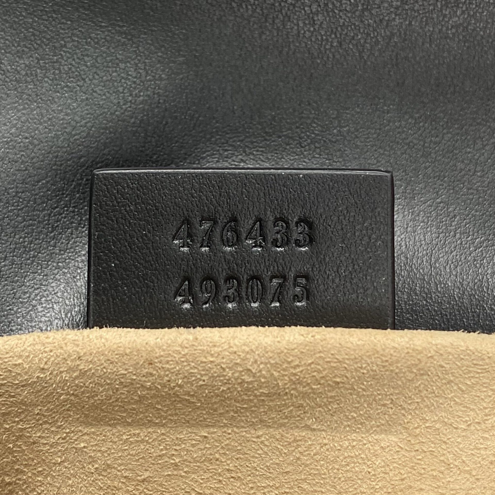 Bolsa Gucci GG Marmont Super Mini Preta