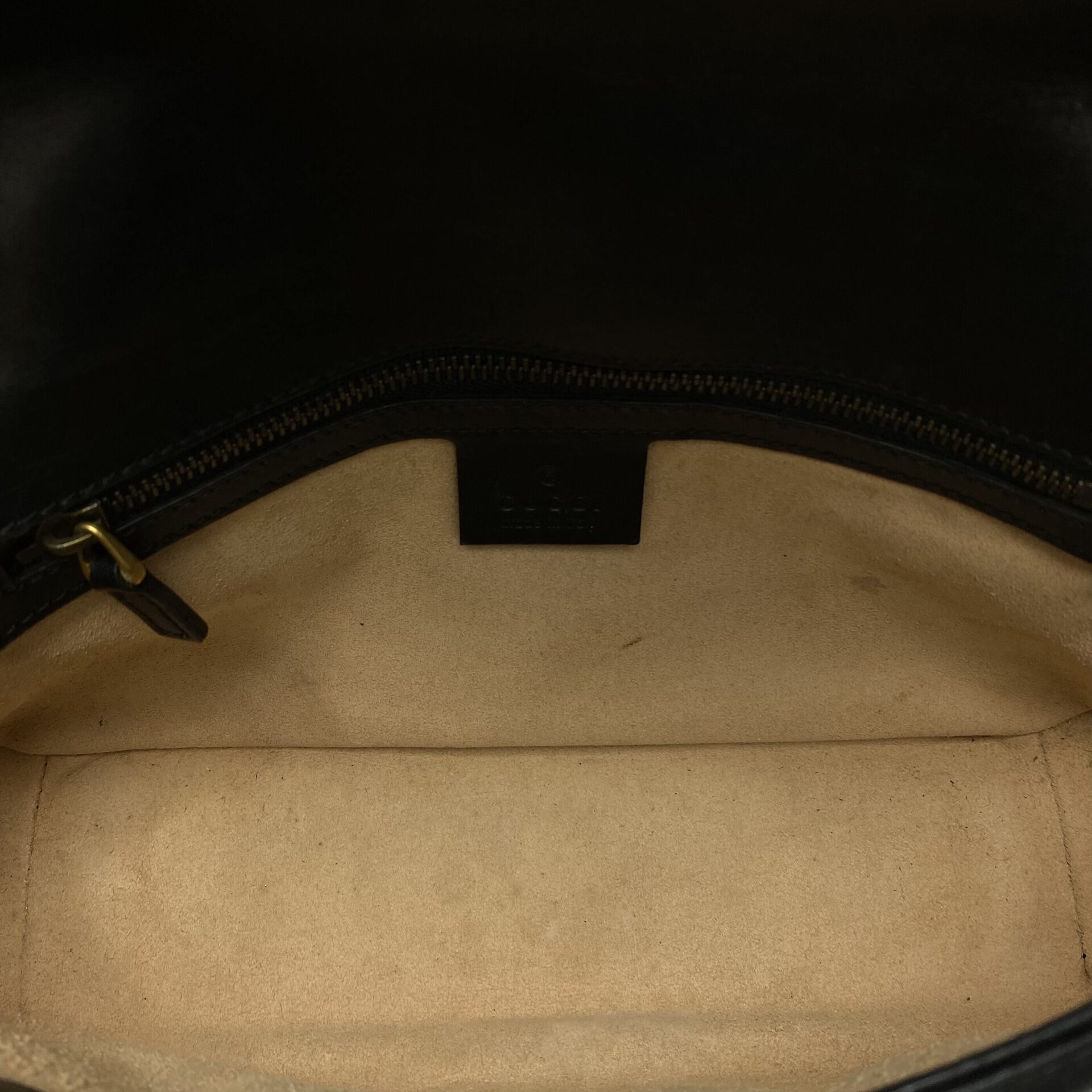 Bolsa Gucci GG Marmont Preta