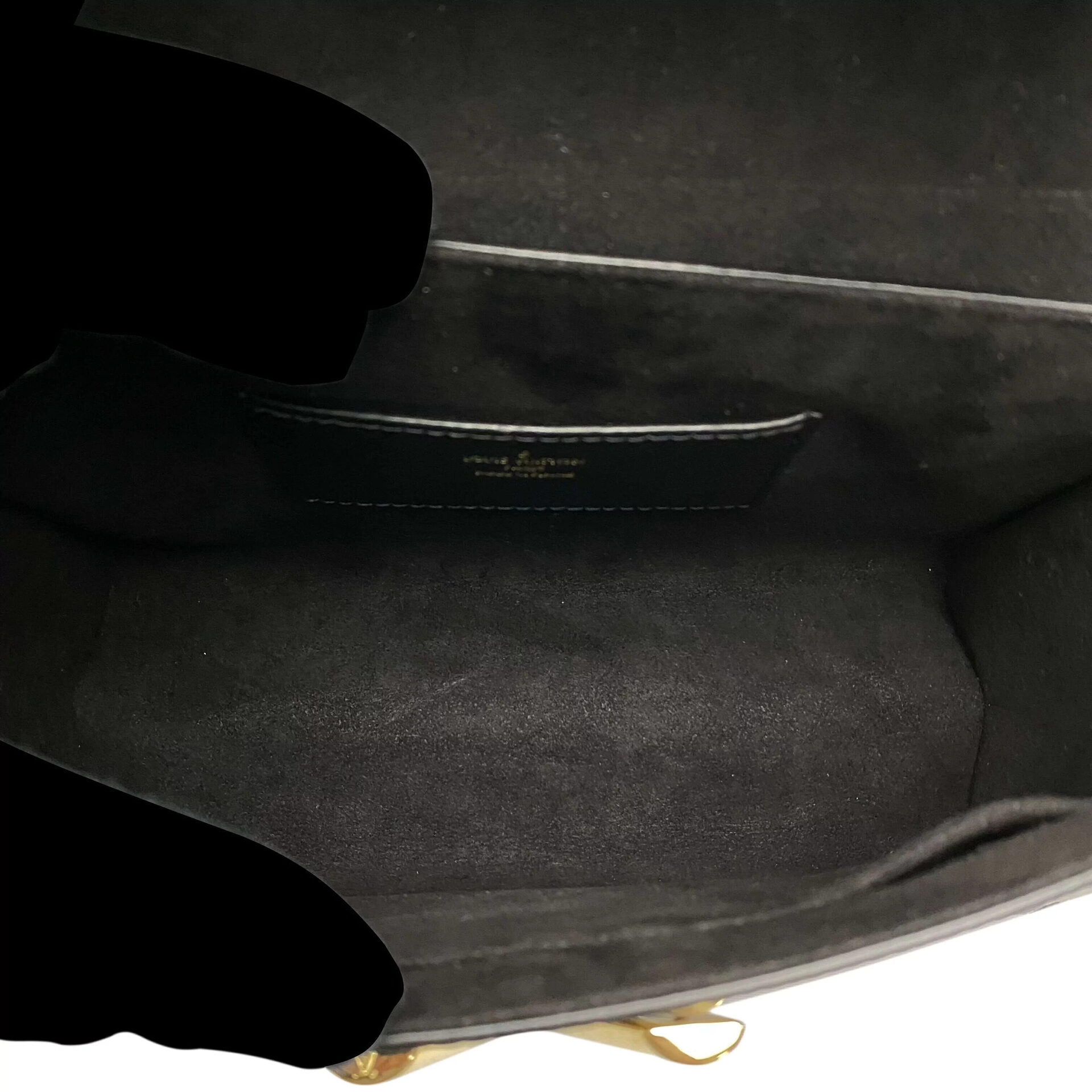 Bolsa Louis Vuitton Twist MM Preta