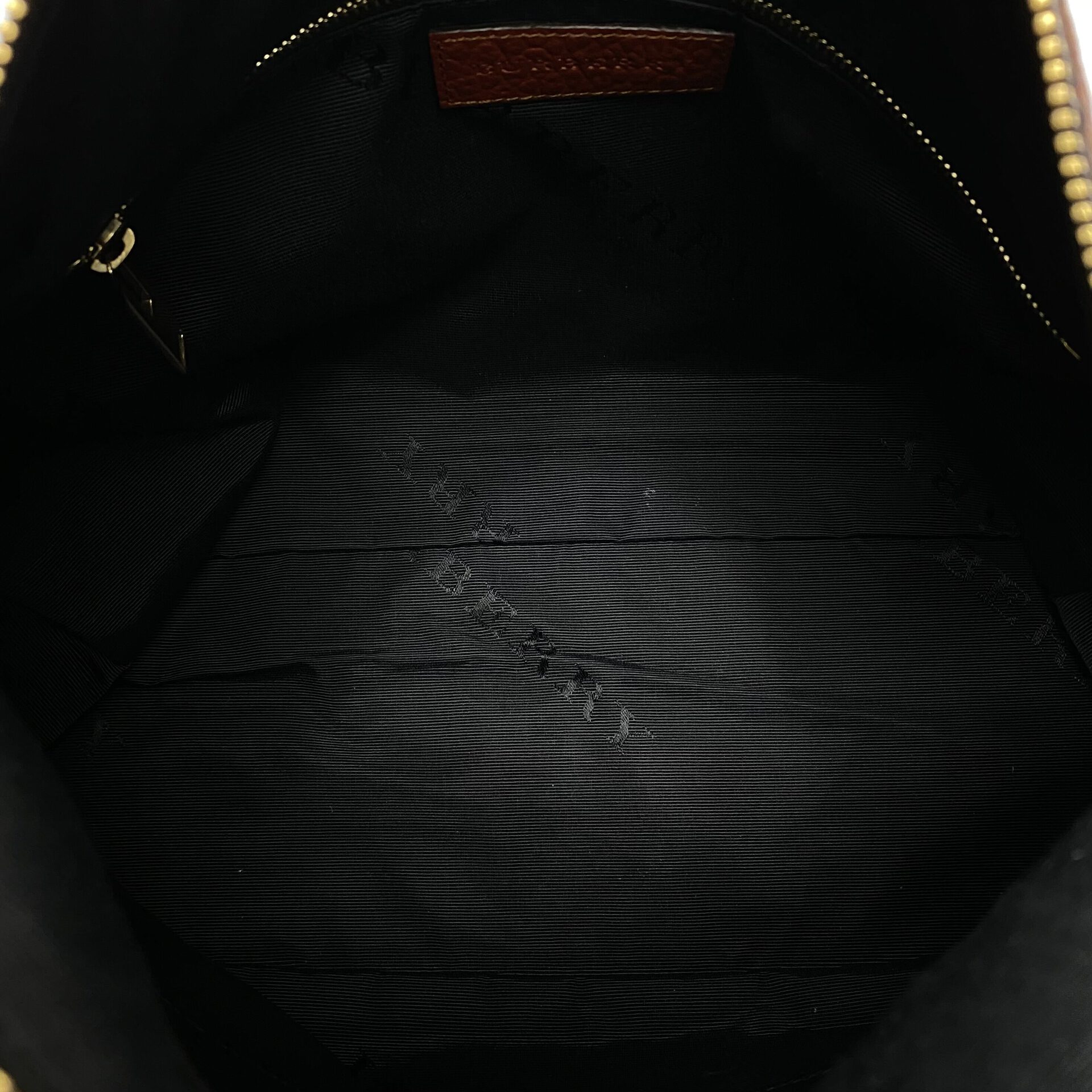 Bolsa Burberry Hobo Couro Vinho