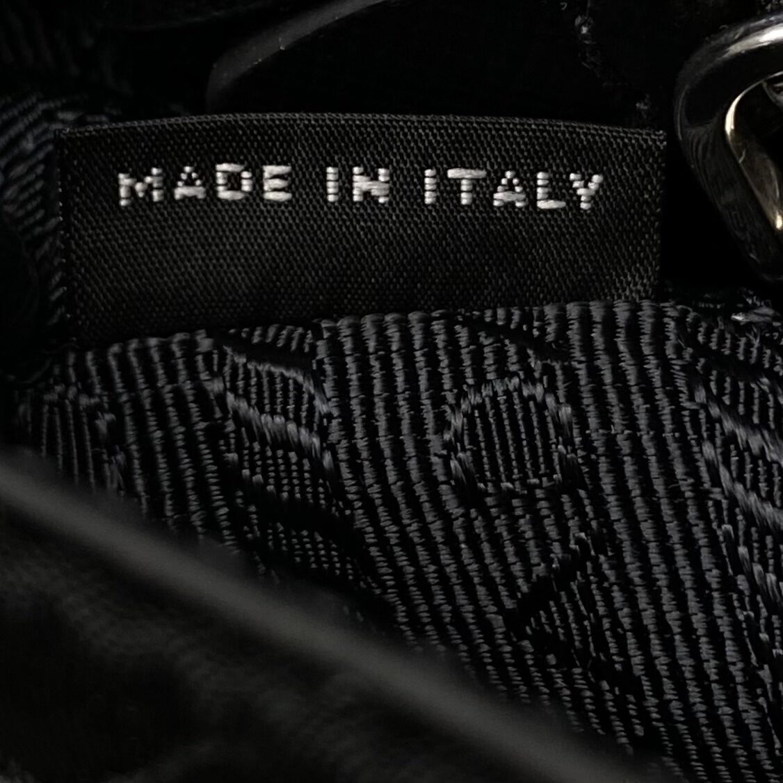 Bolsa Prada Nylon Matelassê Preta