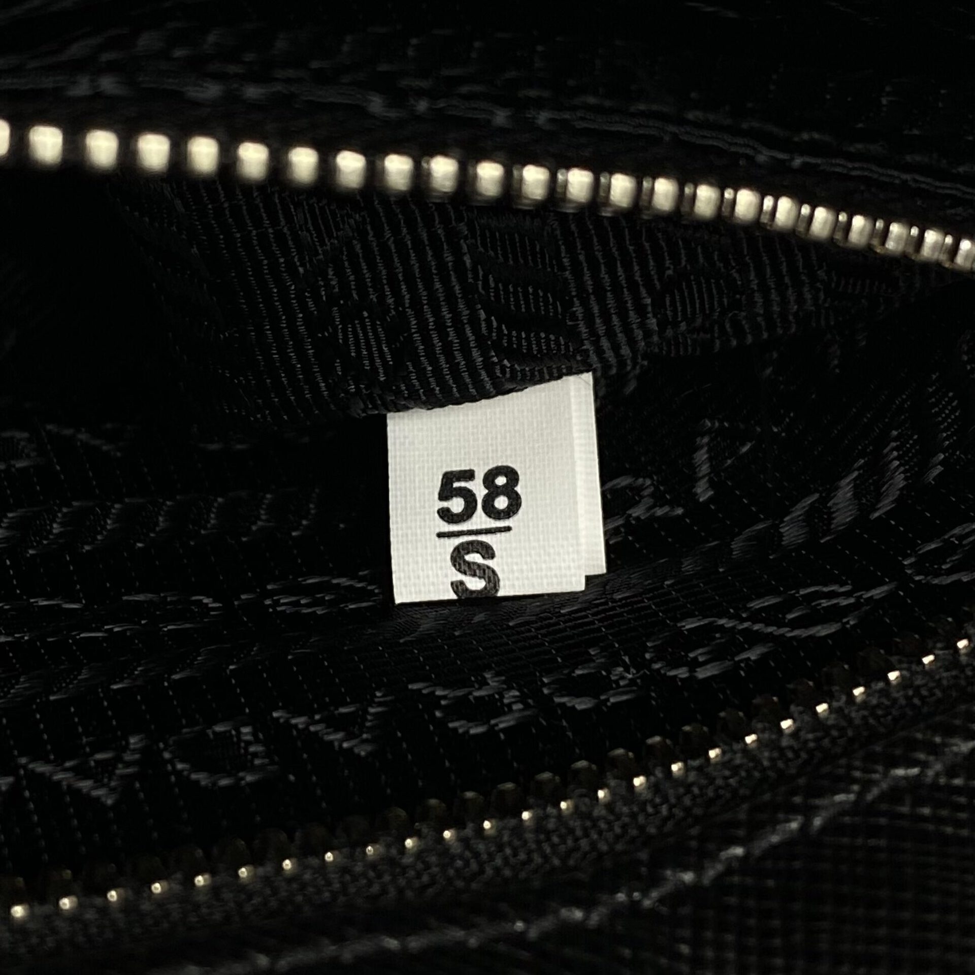 Bolsa Prada Nylon Matelassê Preta