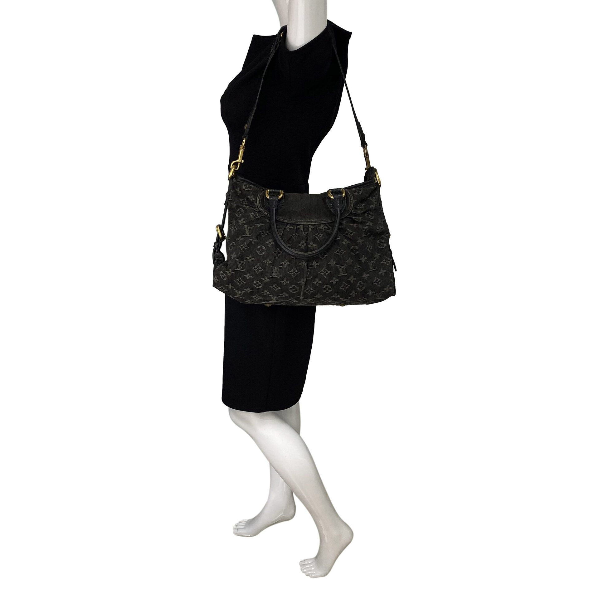 Bolsa Louis Vuitton Neo Cabby Denim Preto