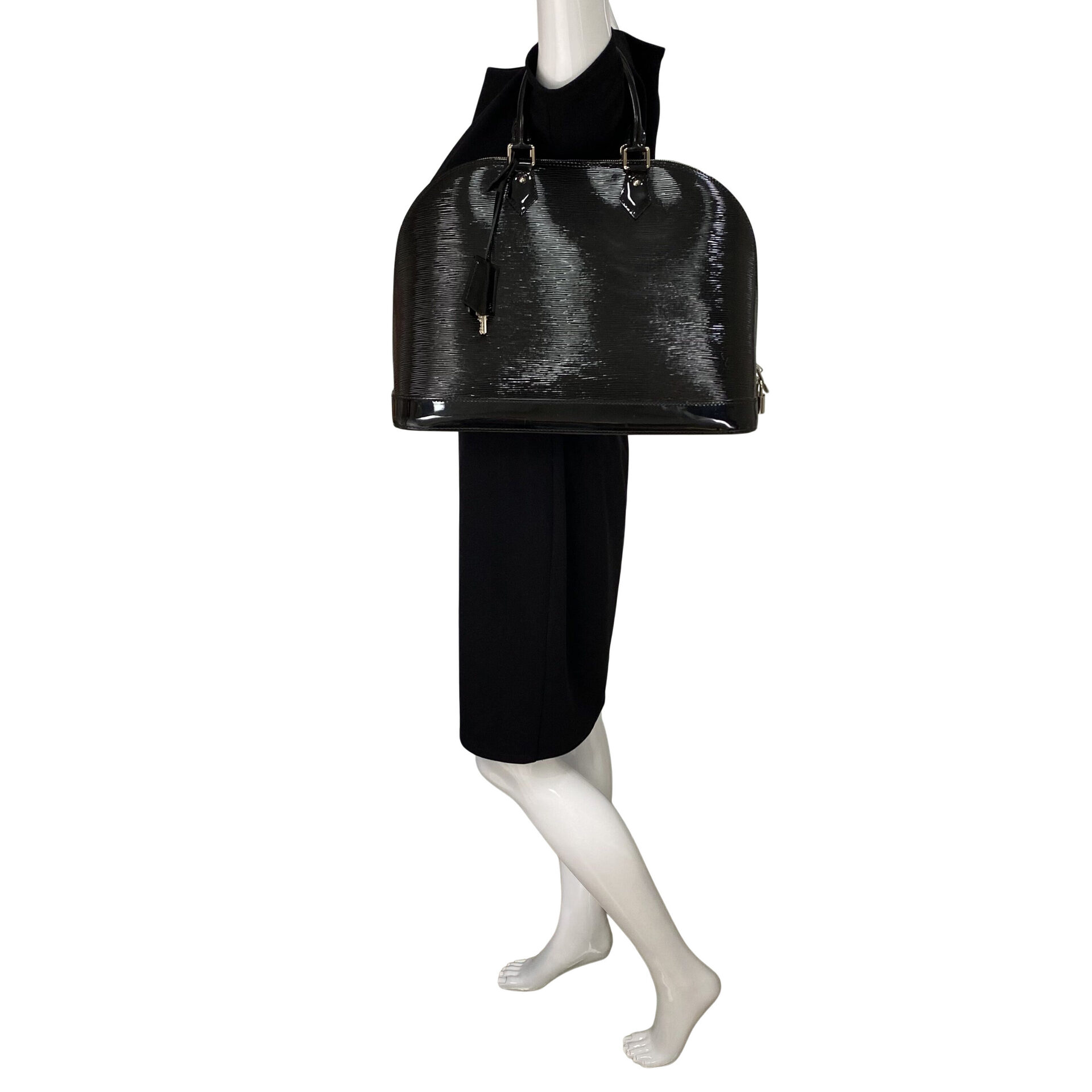 Bolsa Louis Vuitton Alma GM Couro Epi Preta