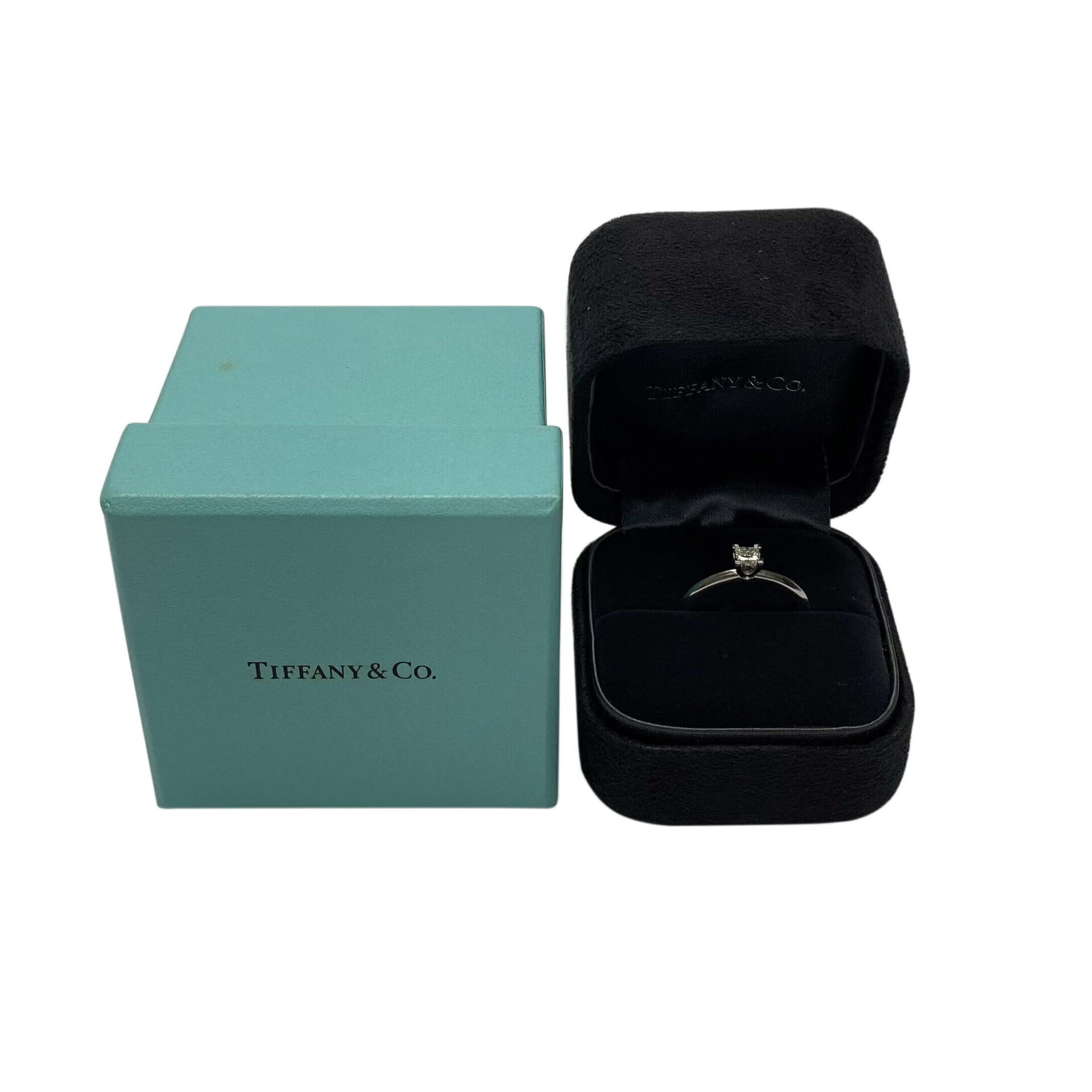 Anel Tiffany & Co. Solitário Platina - 0.25 ct.
