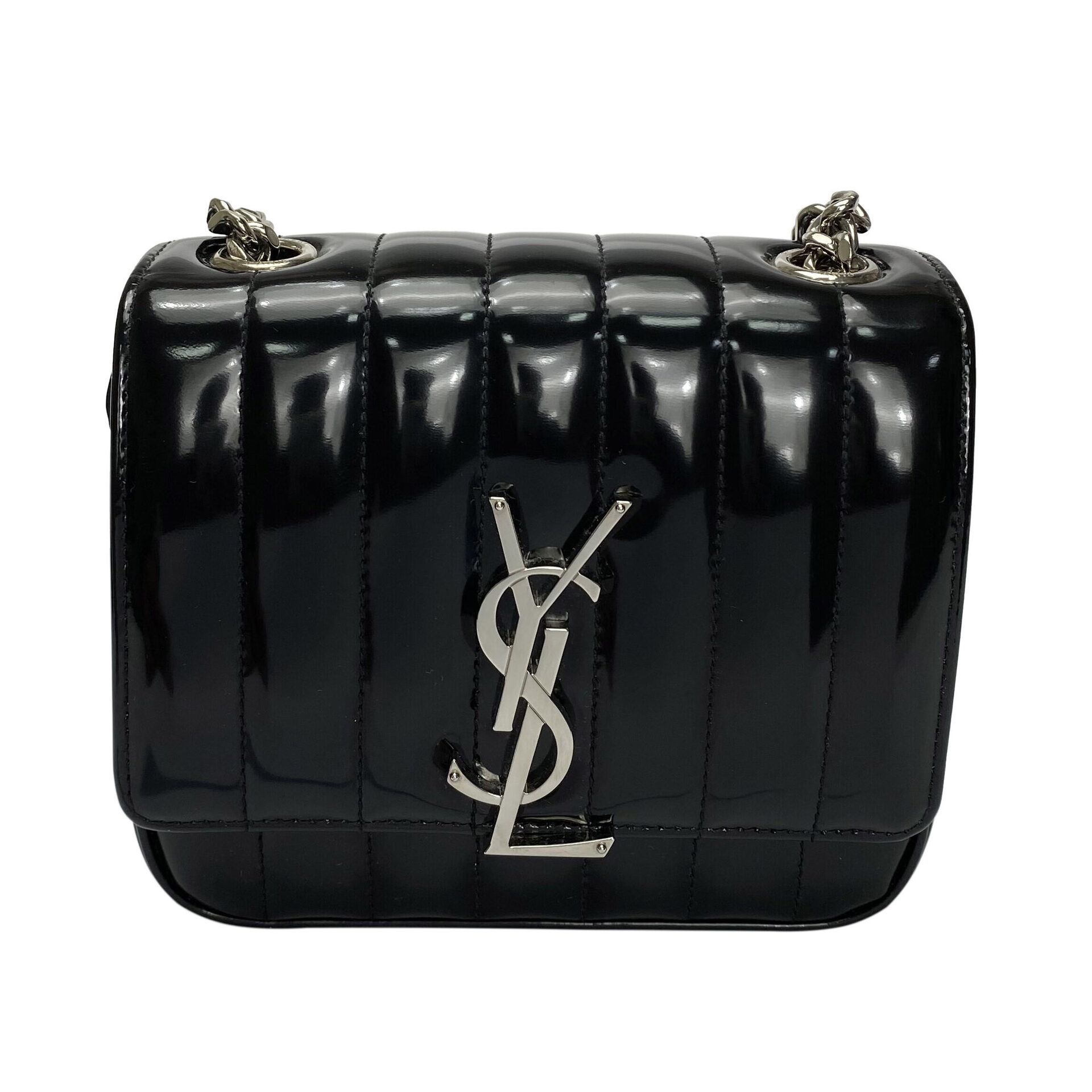 Bolsa Saint Laurent Vicky Verniz Preta