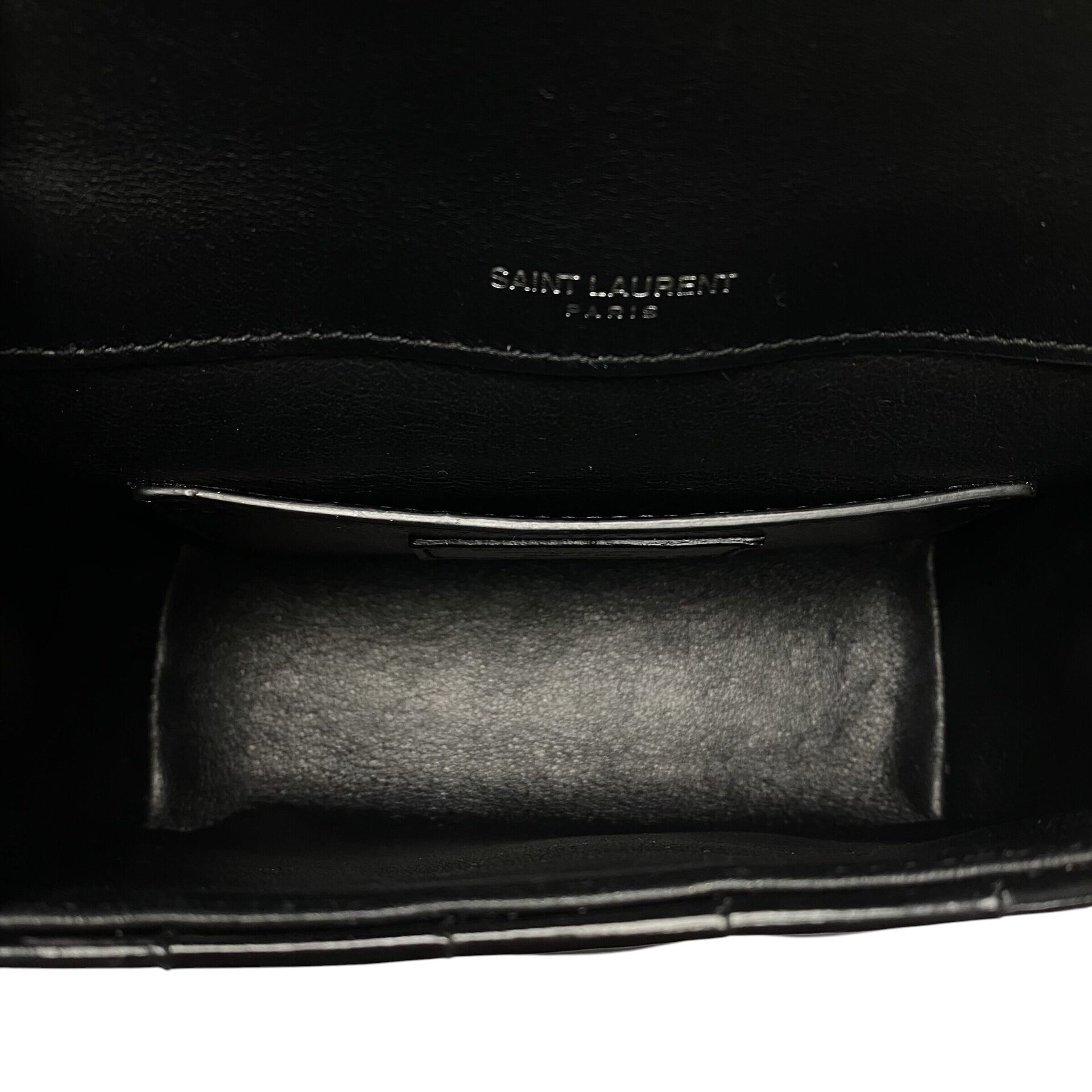 Bolsa Saint Laurent Vicky Verniz Preta