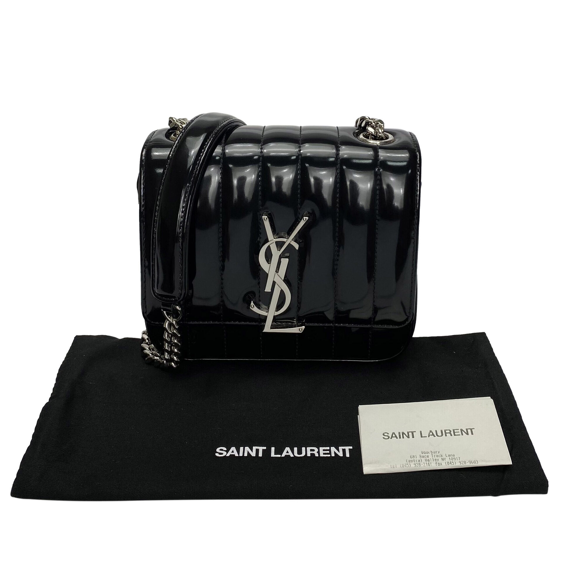 Bolsa Saint Laurent Vicky Verniz Preta