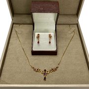 Conjunto Ouro Amarelo e Rubis