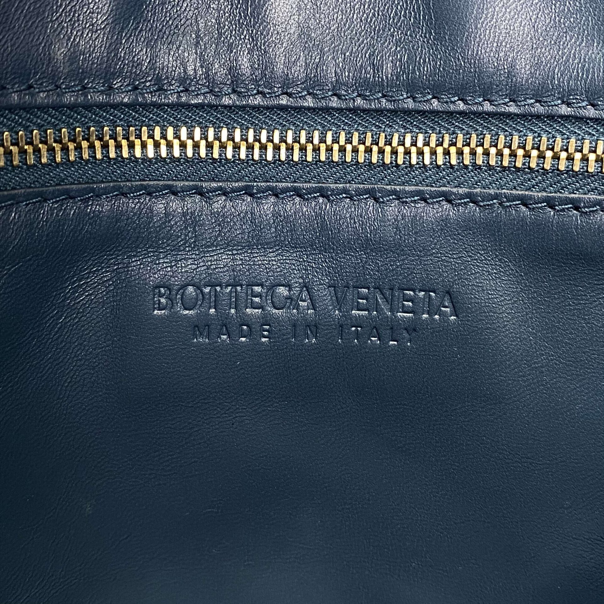 Bolsa Bottega Veneta Cassette Azul Marinho