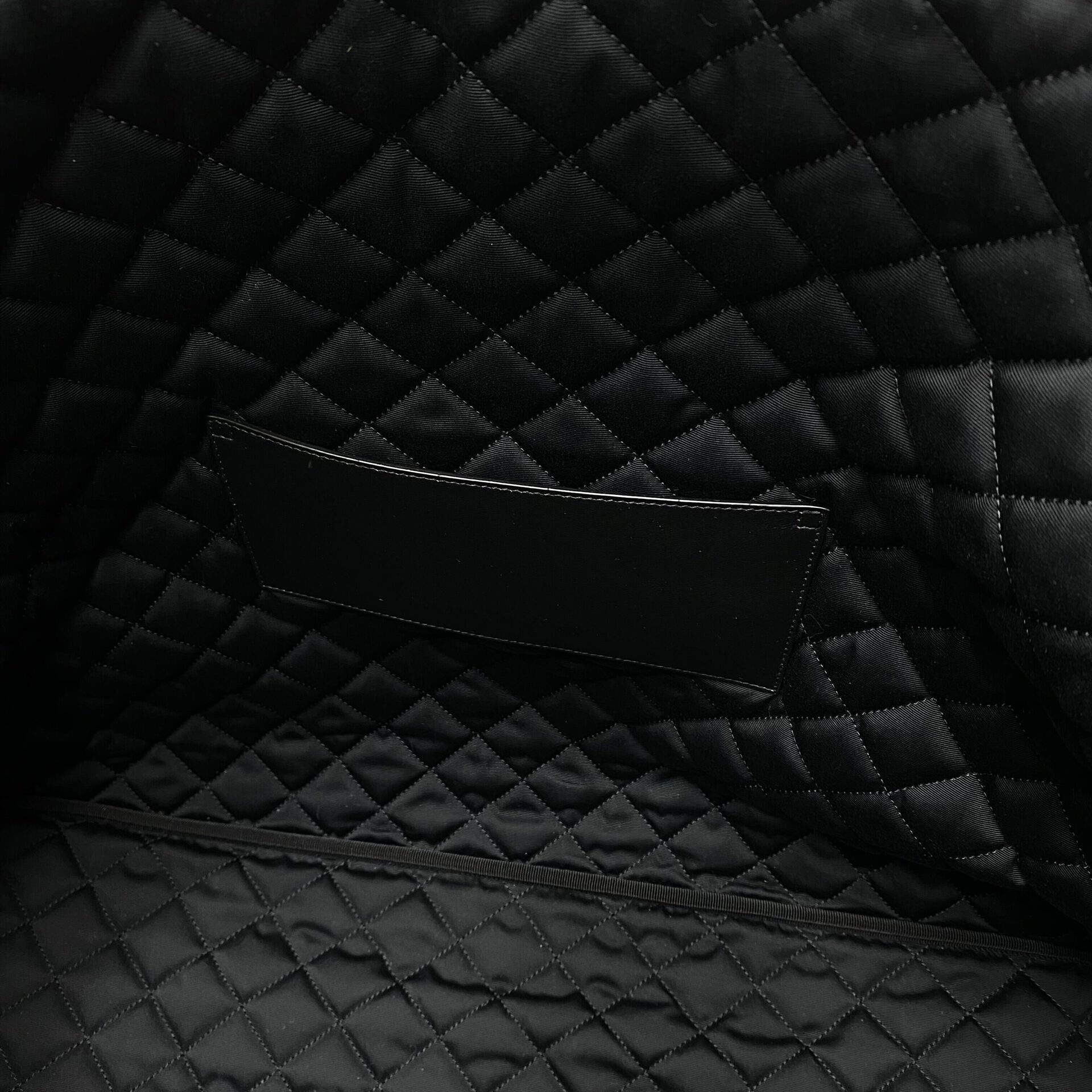 Bolsa Saint Laurent ES Giant Couro Matelassê Preto