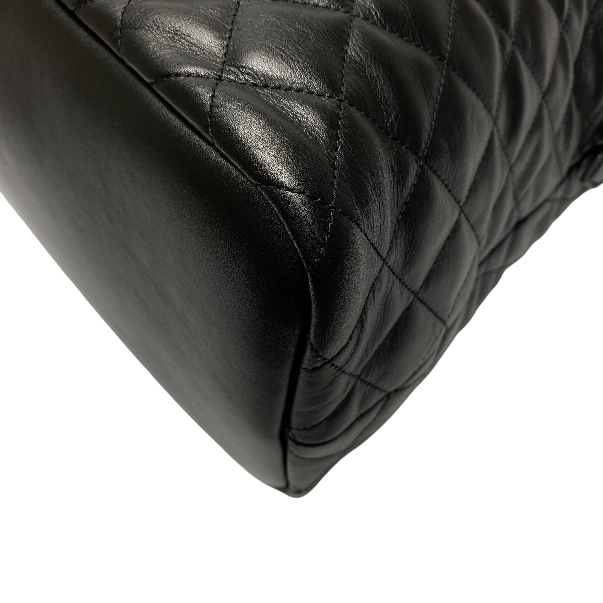 Bolsa Saint Laurent ES Giant Couro Matelassê Preto