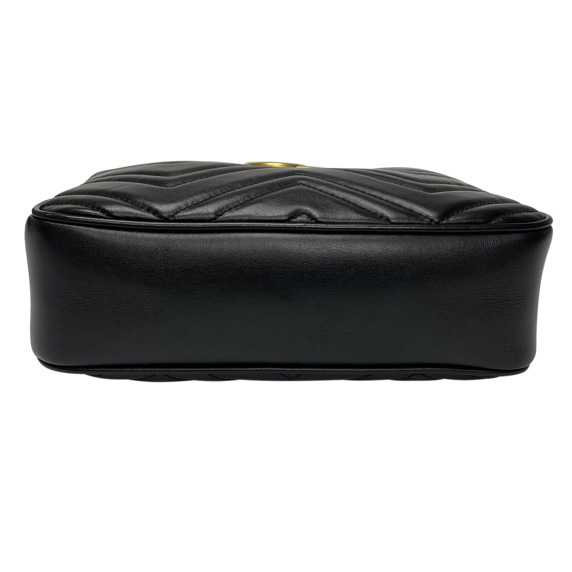 Bolsa Gucci GG Marmont Preta