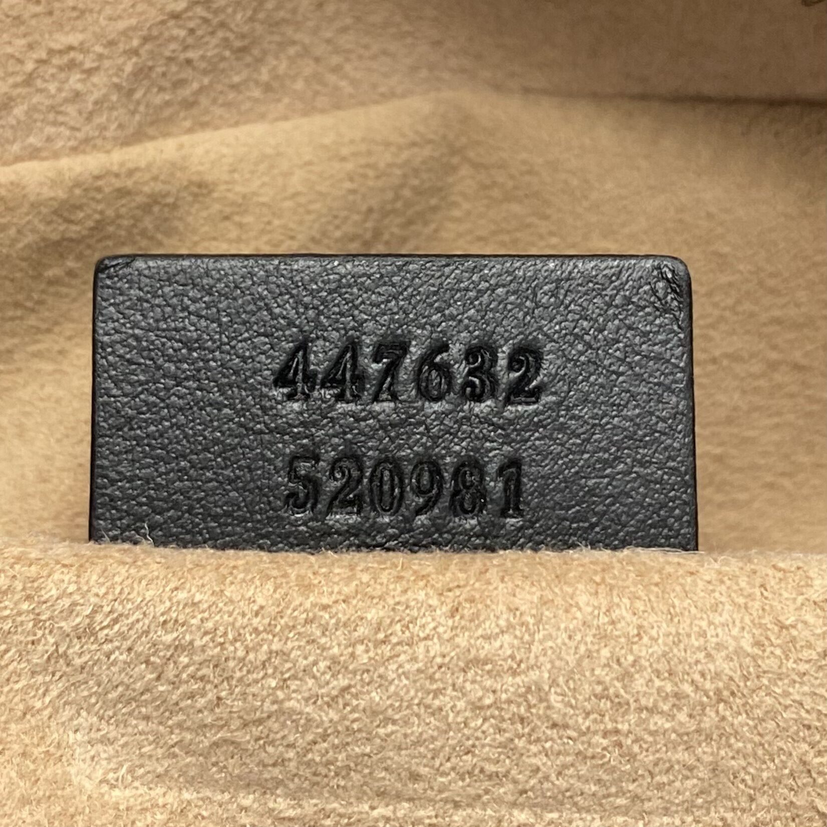 Bolsa Gucci GG Marmont Preta
